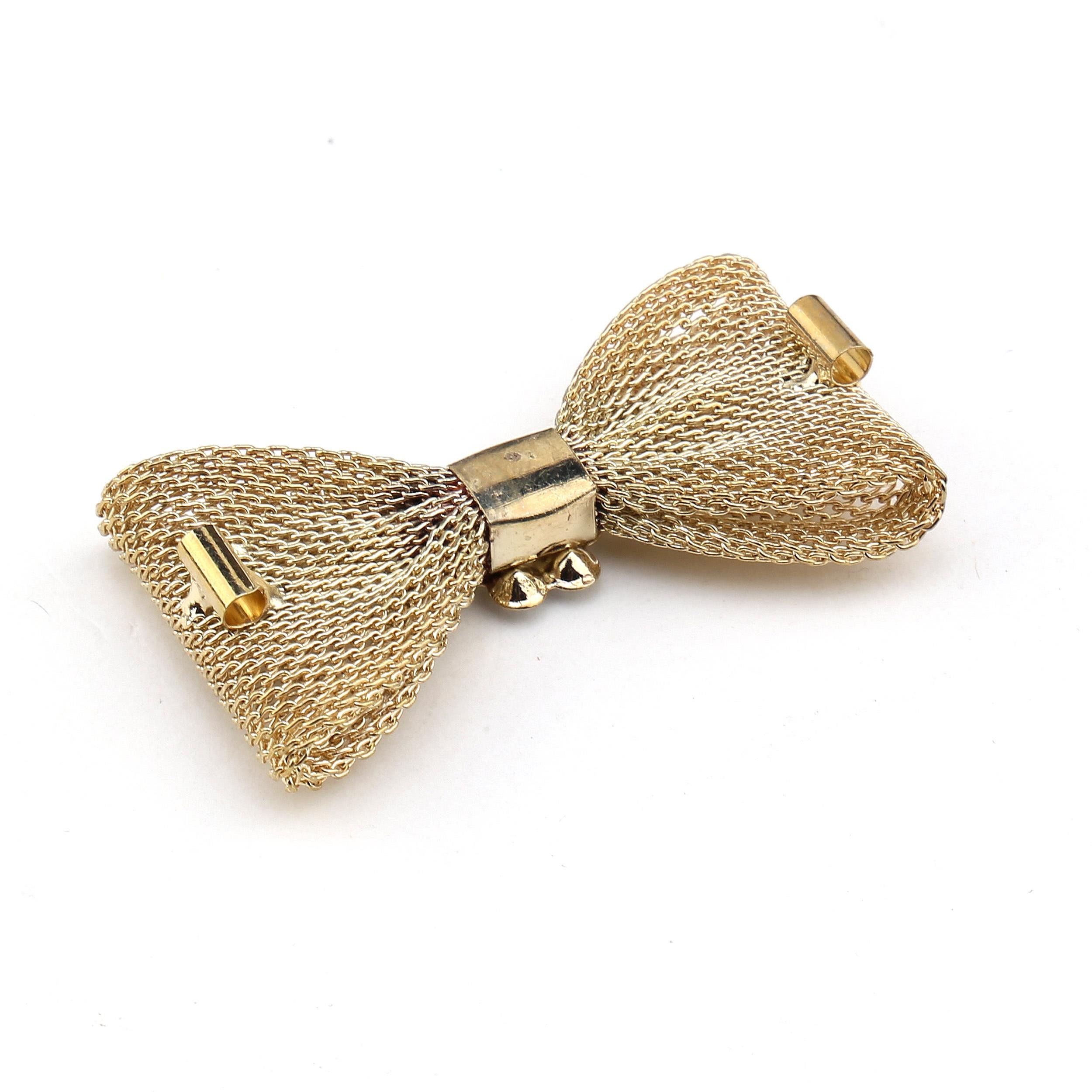 Taş Süslemeli Metal Fiyonk Süs Karartma Altın