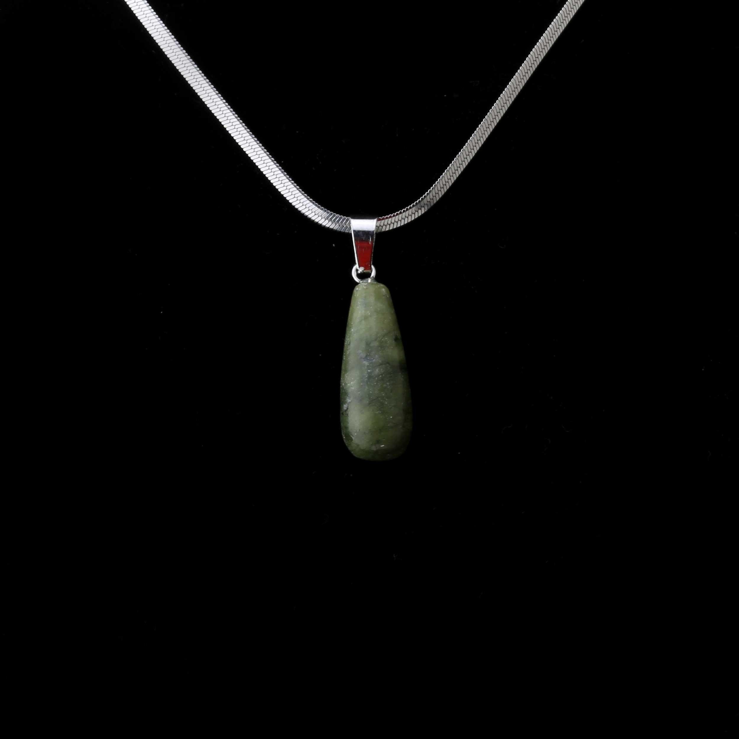 Yeşim Taşı Oval Damla Kolye Ucu