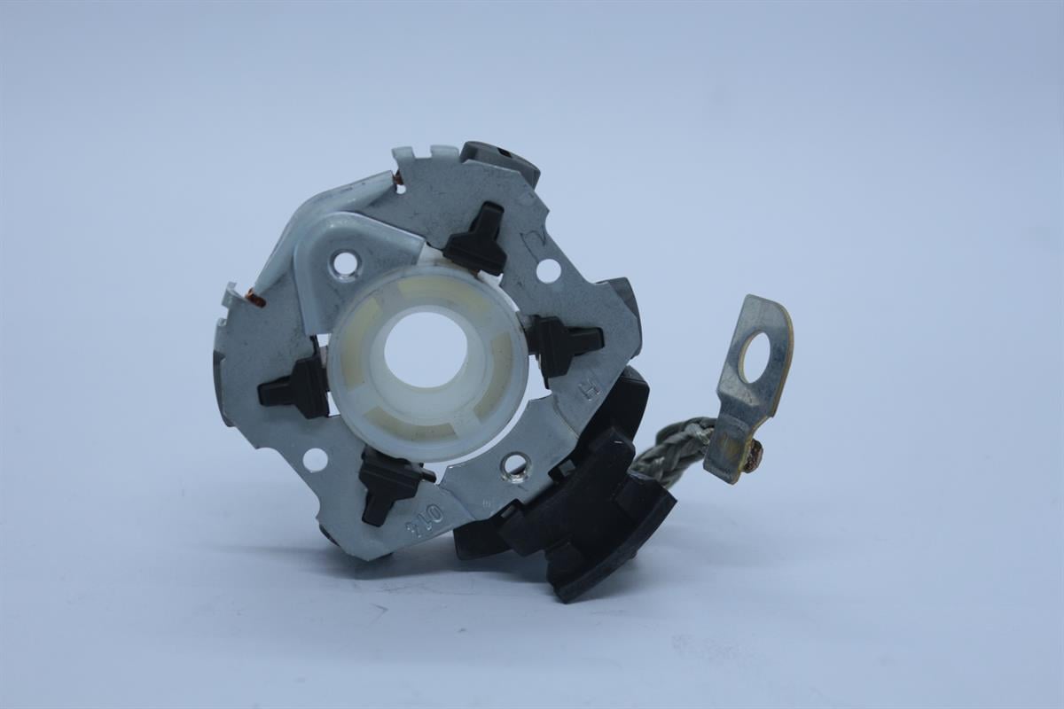 OPEL ASTRA MARŞ MOTORU KÖMÜR YUVASI 