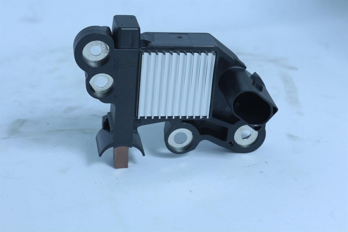 VOLKSWAGEN BOSCH SARJ KONJEKTÖRÜ 0272220855