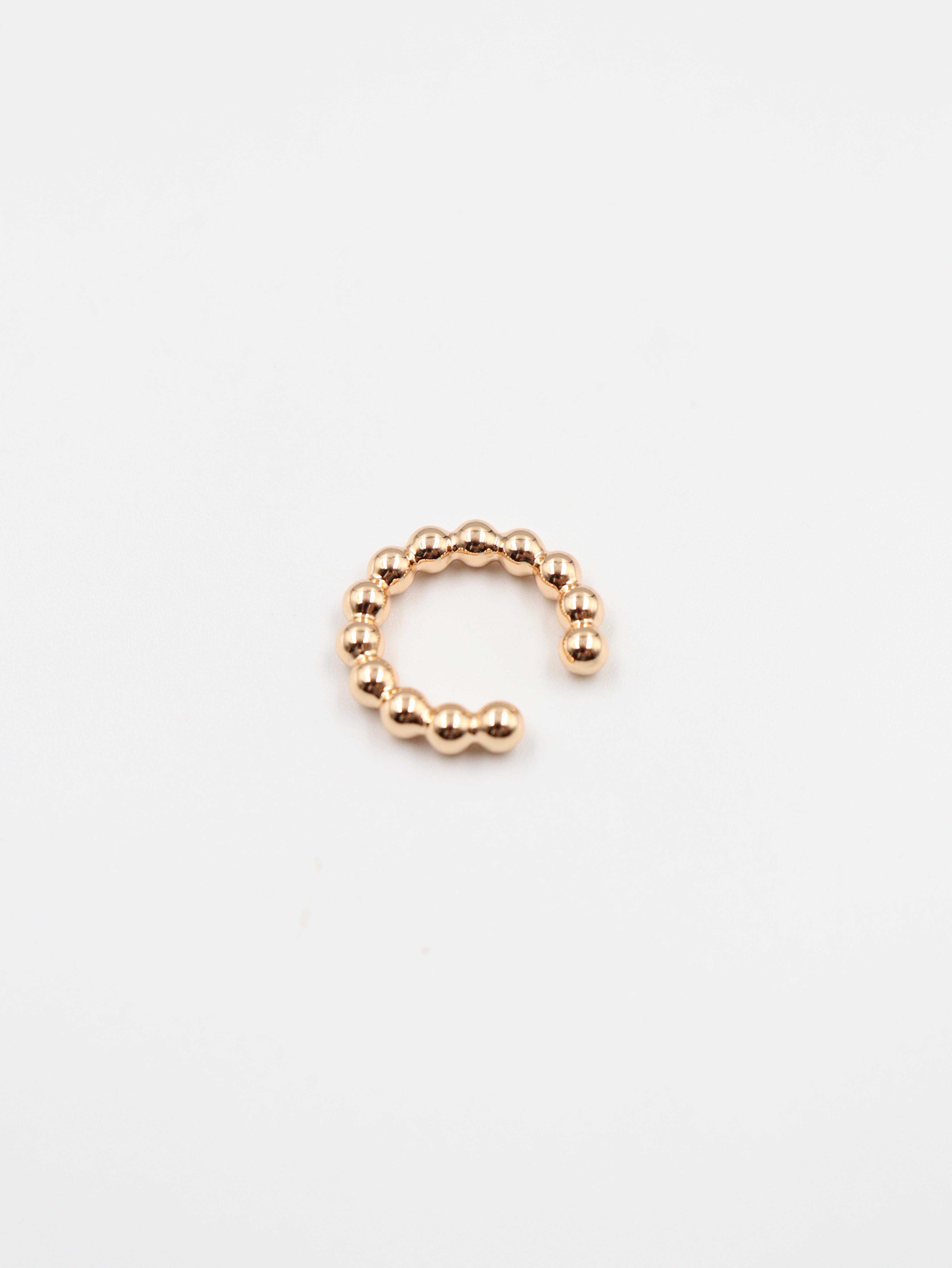 Lucia Earcuff