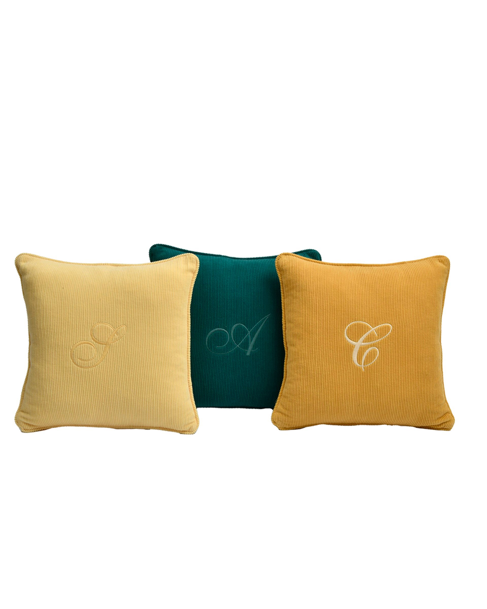 Wick velvet letter embroidery pillow 40x40 cm