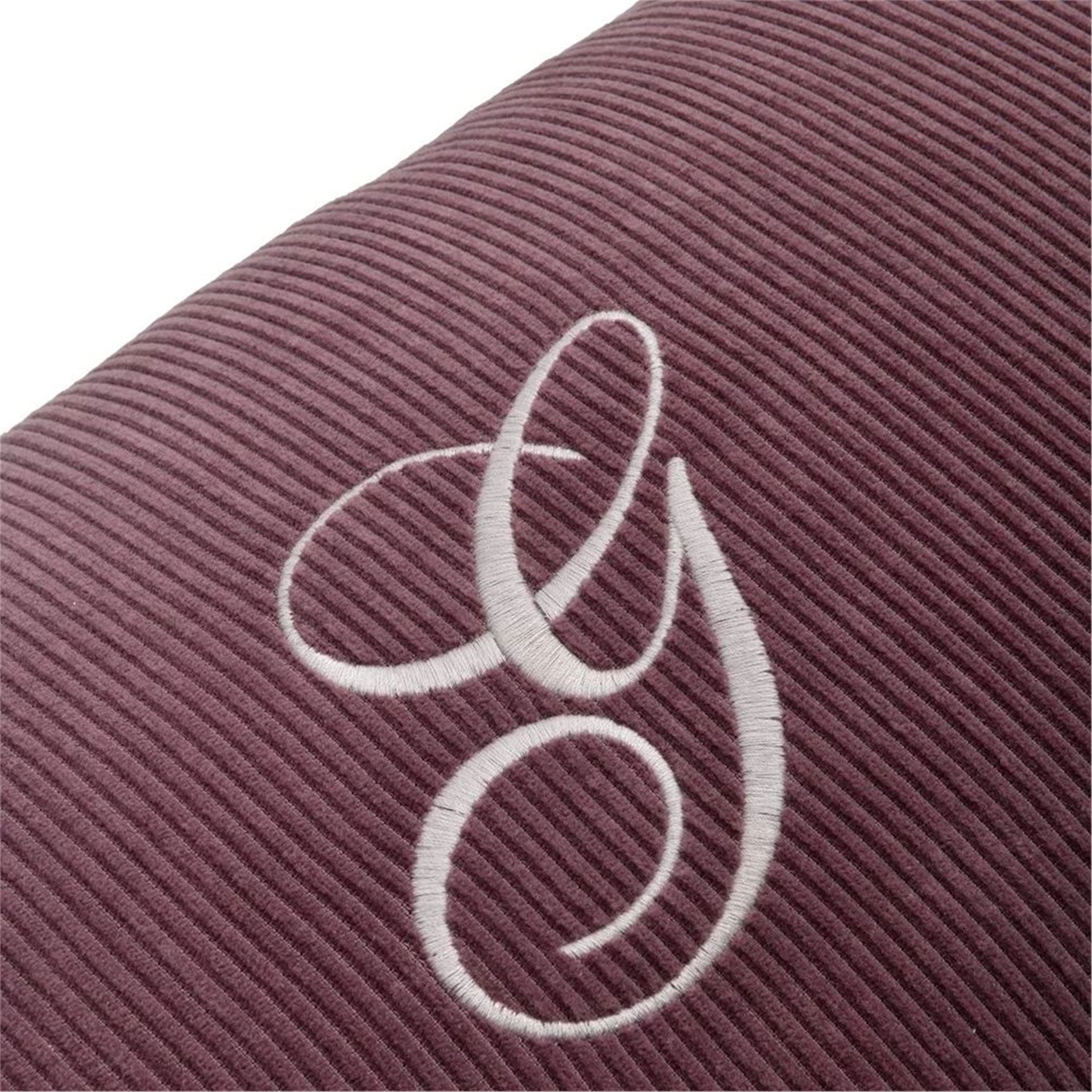 Fitilli Kadife Harf Nakışlı Yastık 70x50 cm