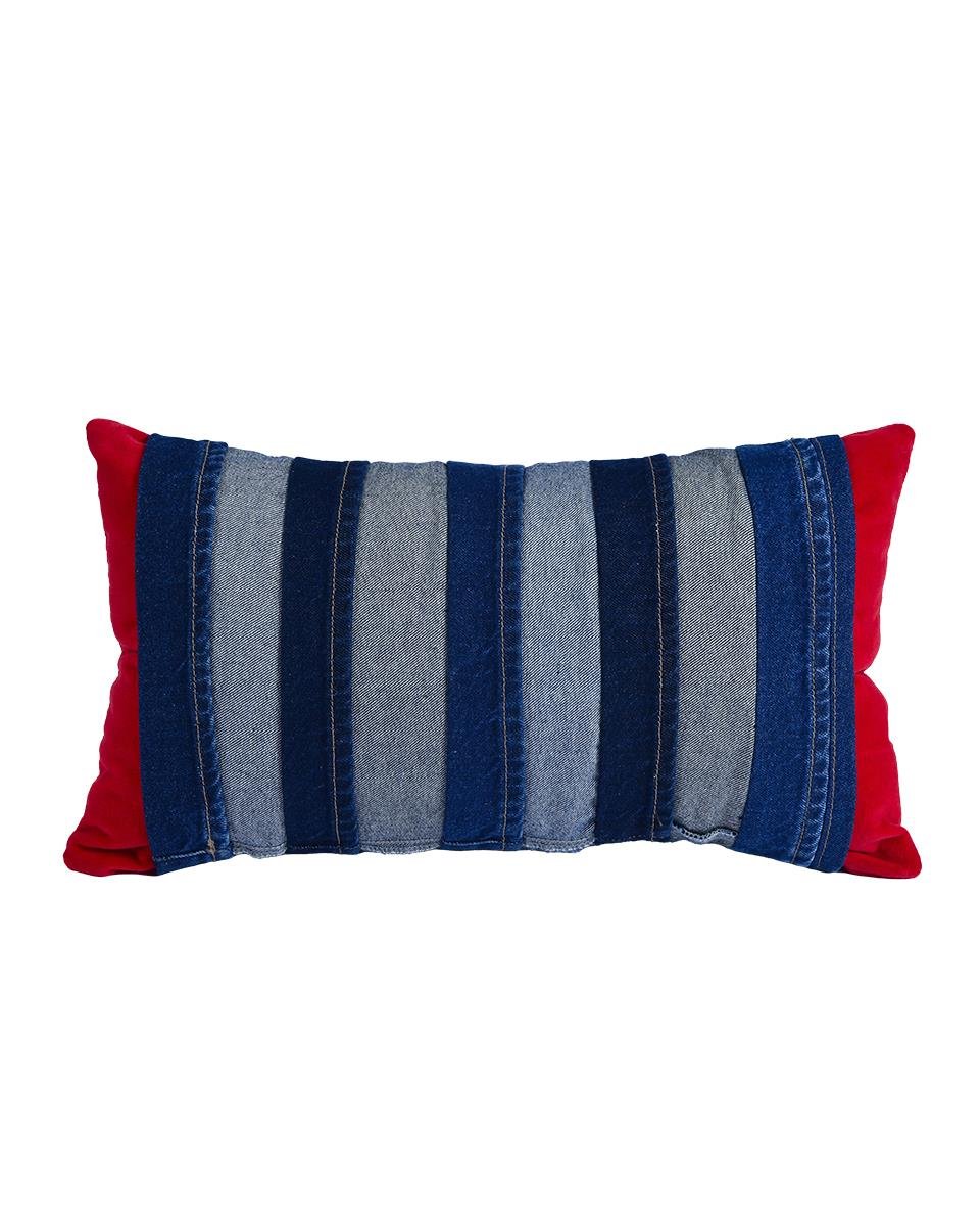 RECYCLE KALP NAKIŞLI DENİM PAÇA YASTIK