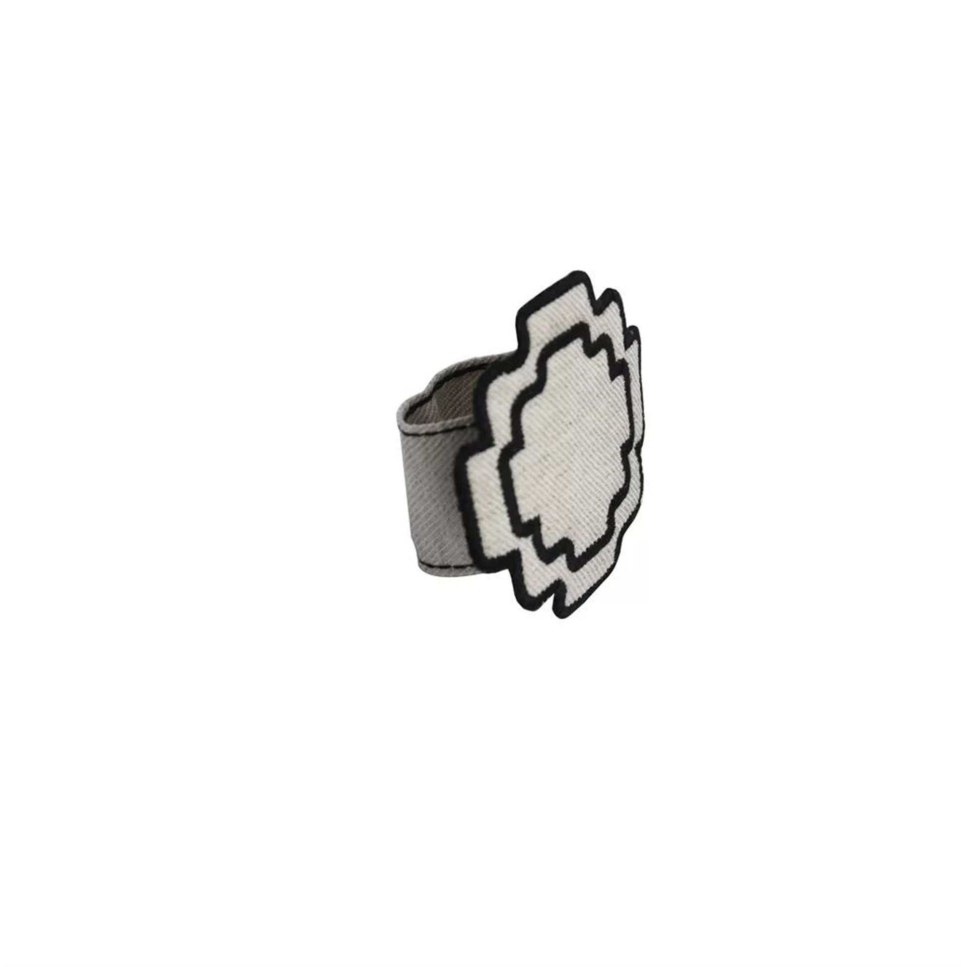 Siyah Nakışlı Keten Chakana Peçete Yüzüğü