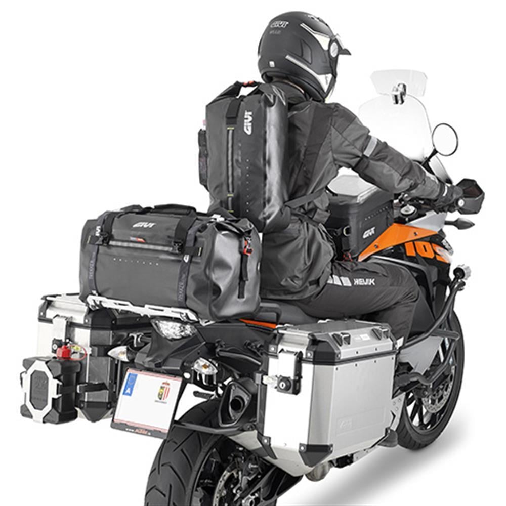 givi-grt701-sirt-cantasi-c0d3b-.jpeg