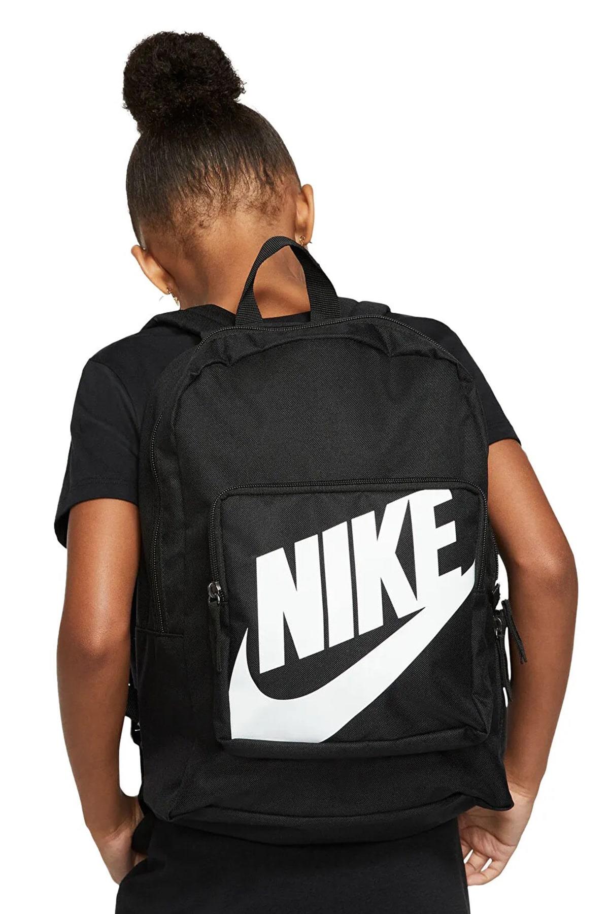 Nike Classıc Çocuk Sırt Çantası BA5928-010