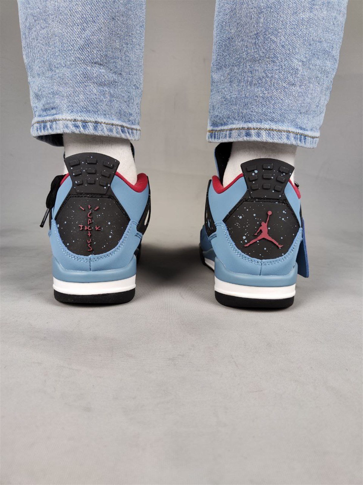 ela150Elagance R4 x Travis Scott
