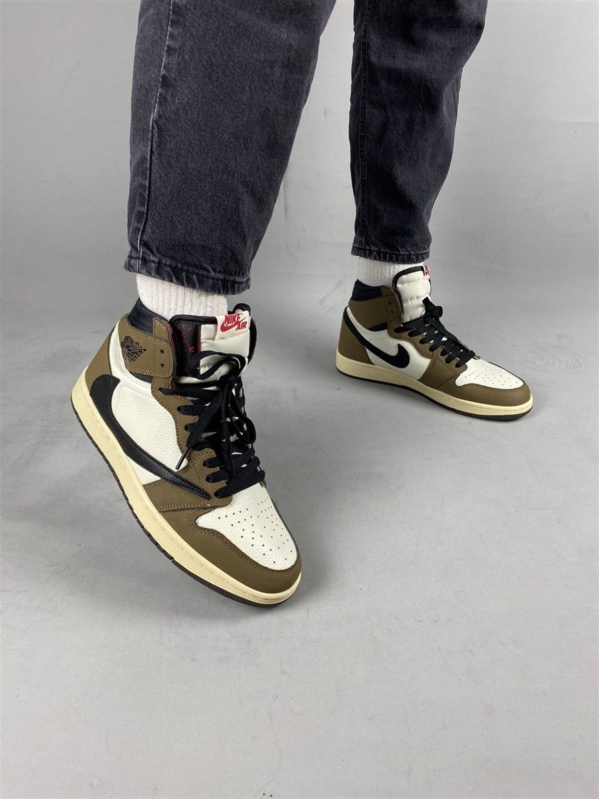 ela225Elagance AJ1 X Travis Scott Dark Mocha