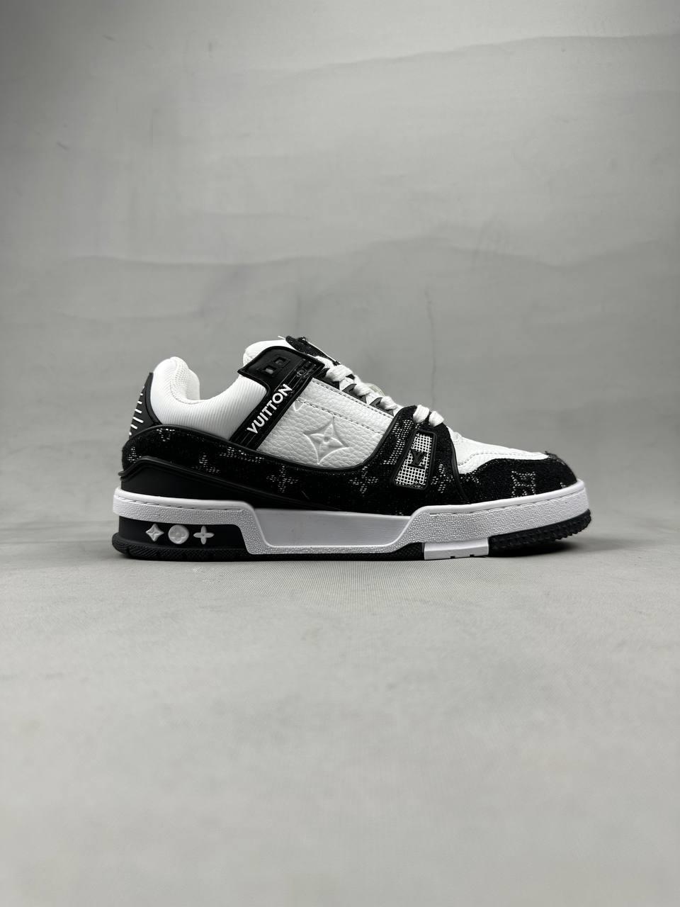 Elagance LV Train Black & Whiteİthal Ürünlerela783