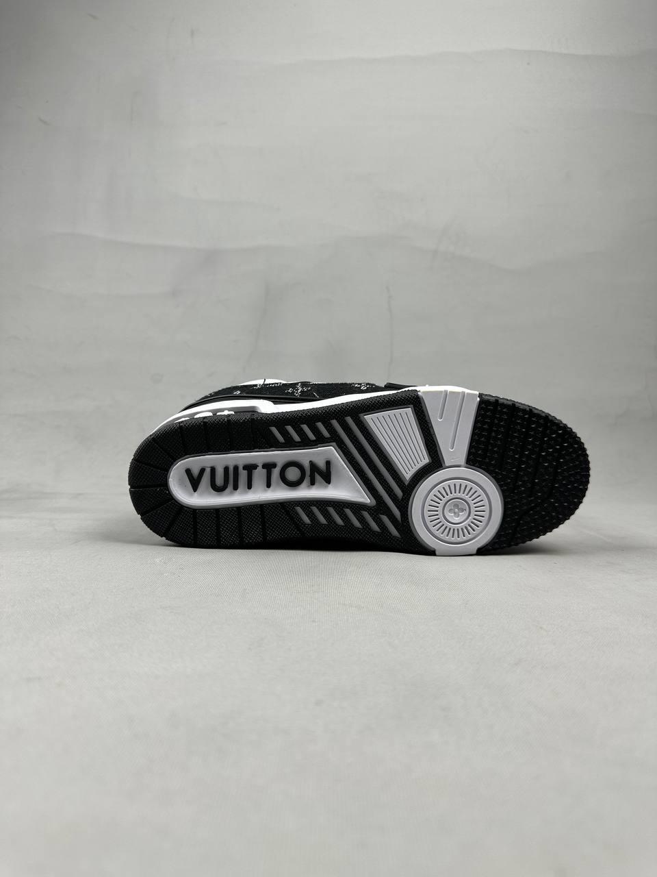 Elagance LV Train Black & Whiteİthal Ürünlerela783