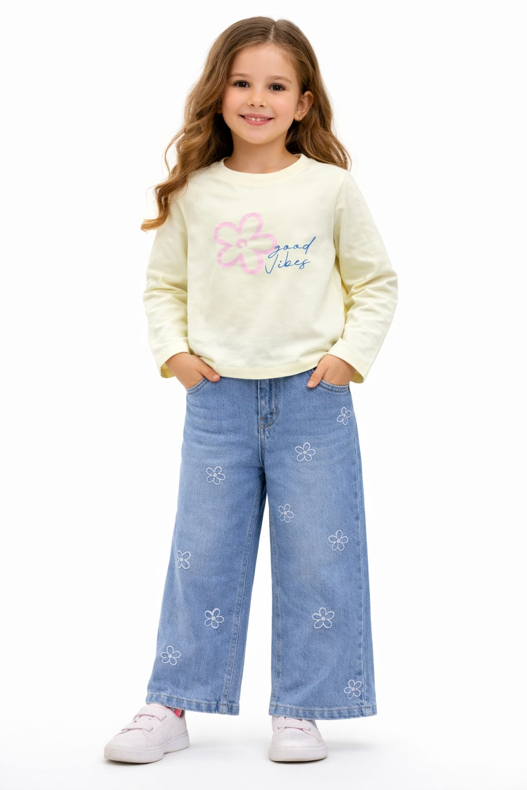Çiçek ve Taş Detaylı Denim Takım 5-8 yaş 