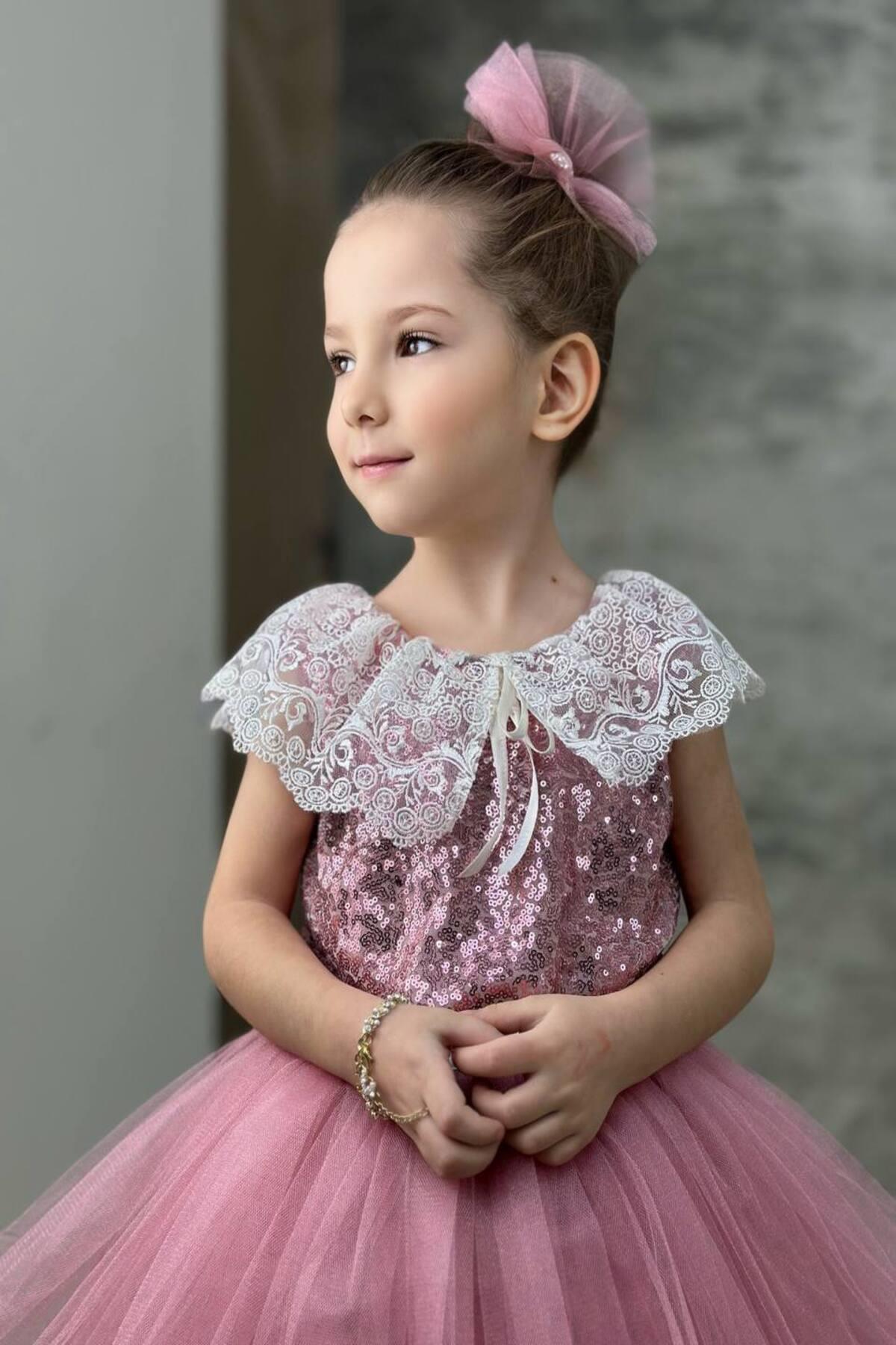 BEBE YAKA PULLU ELBİSE 