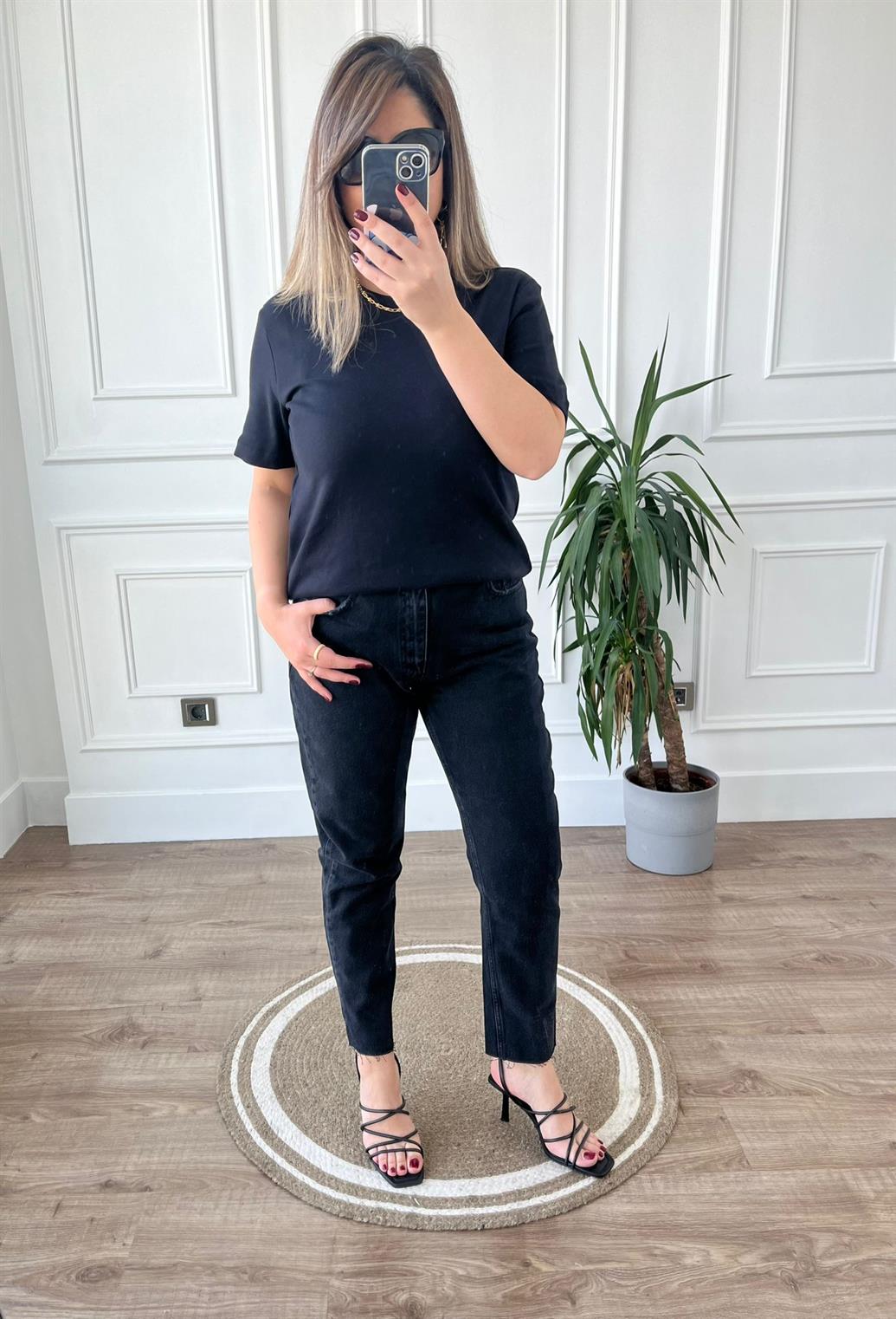 Siyah Basic Tişört