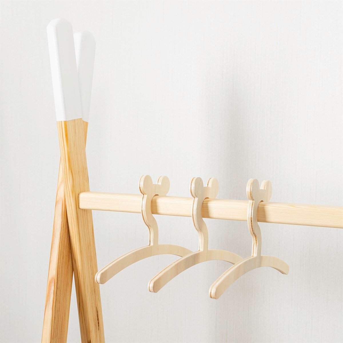  Happy Kids Ahşap Askılık