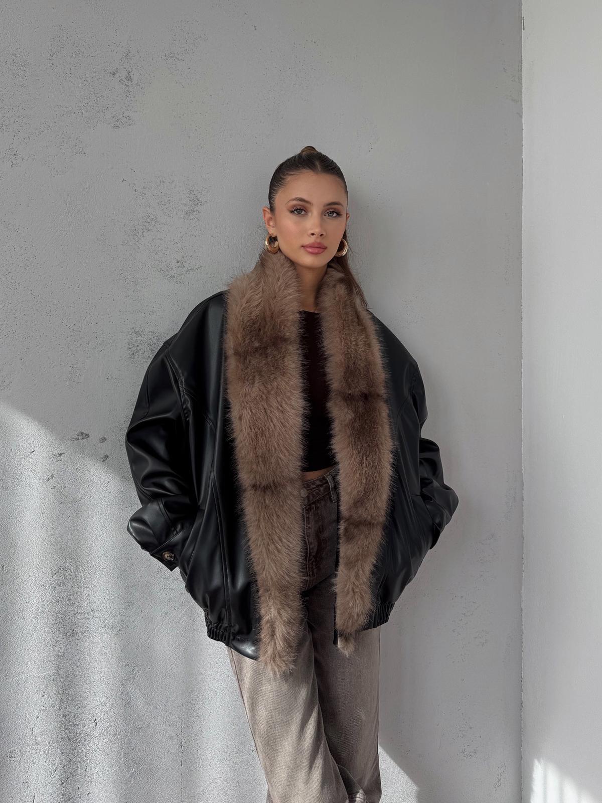 Belloro Siyah Yakası Kürk Detay Premium Deri Ceket