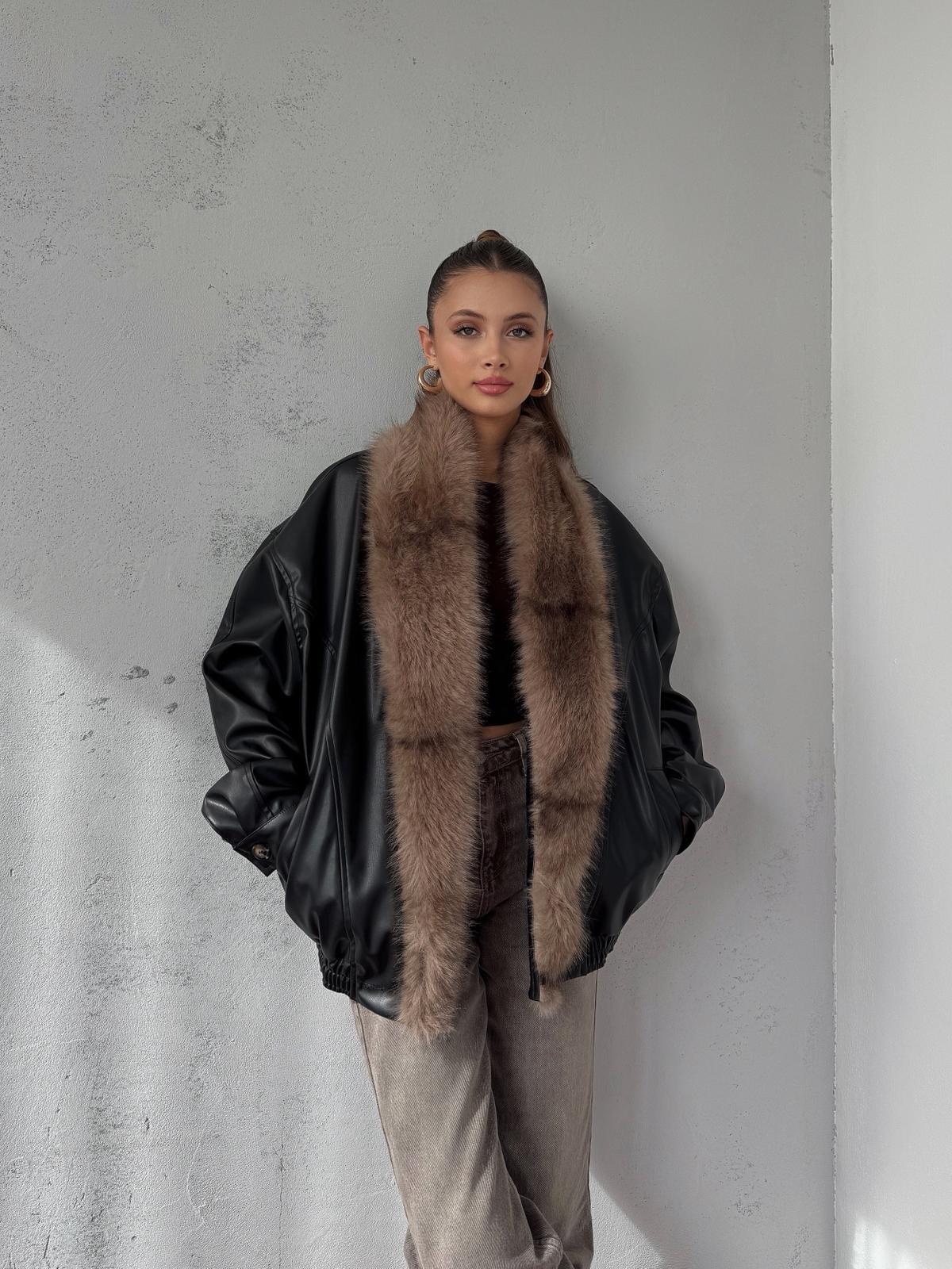 Belloro Siyah Yakası Kürk Detay Premium Deri Ceket