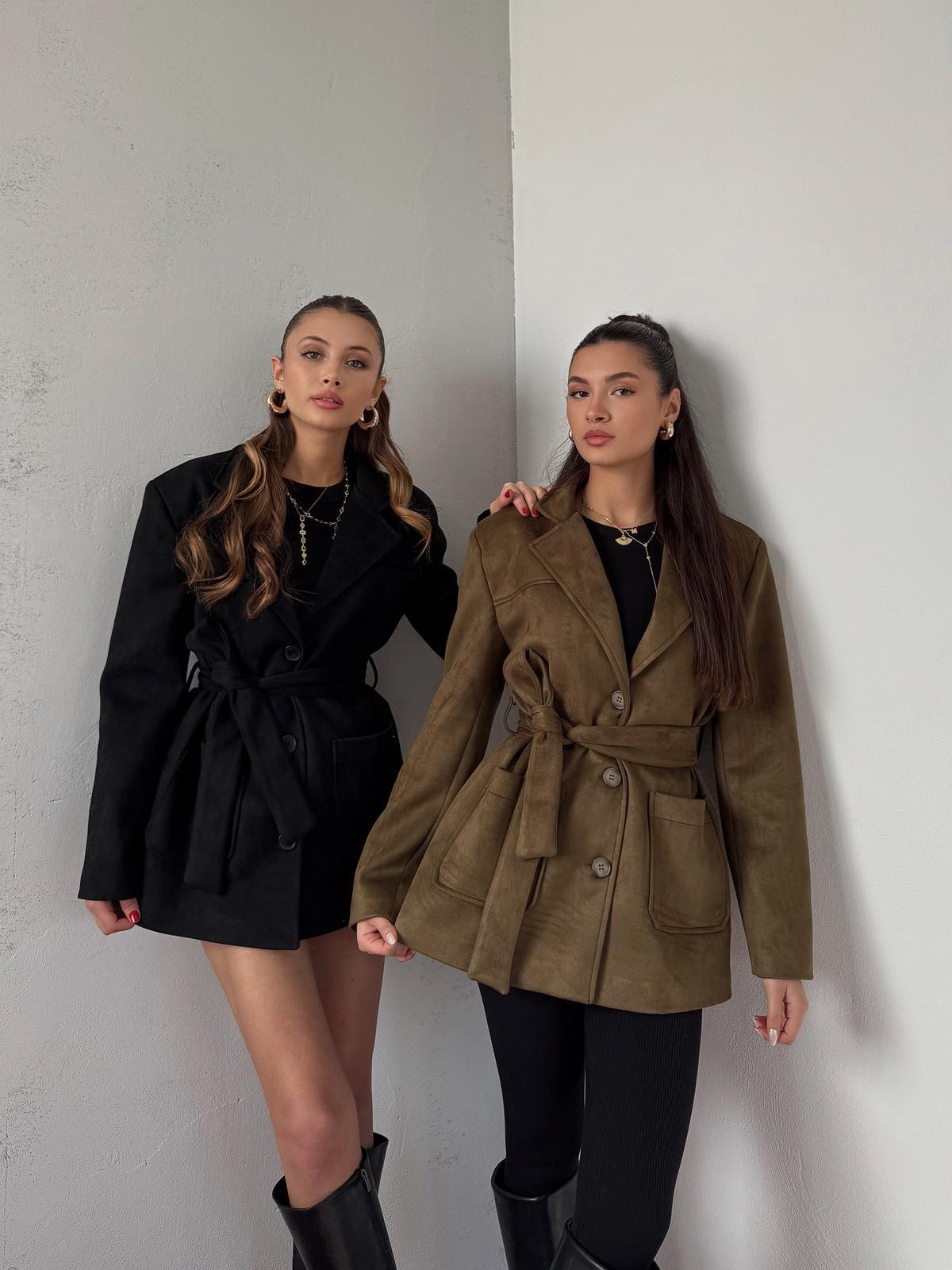 Coren Bağlama Detay Siyah Süet Ceket