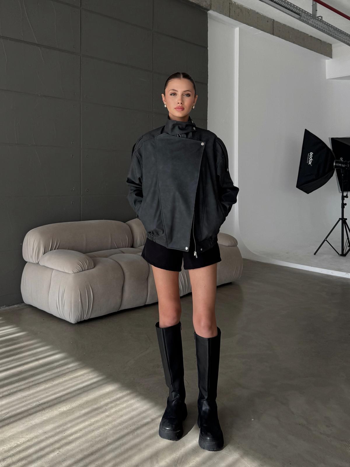 Hexor Beli Lastik Detay Oversize Nubuk Siyah Deri Ceket