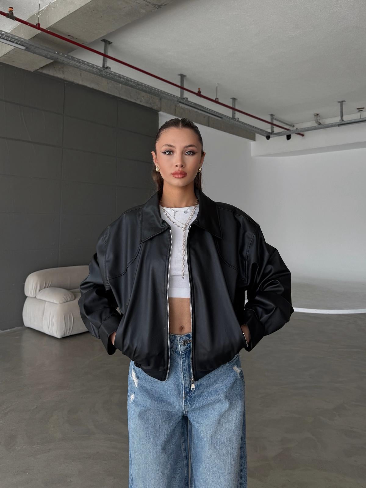 Kairo Beli Lastik Detay Siyah Deri Ceket