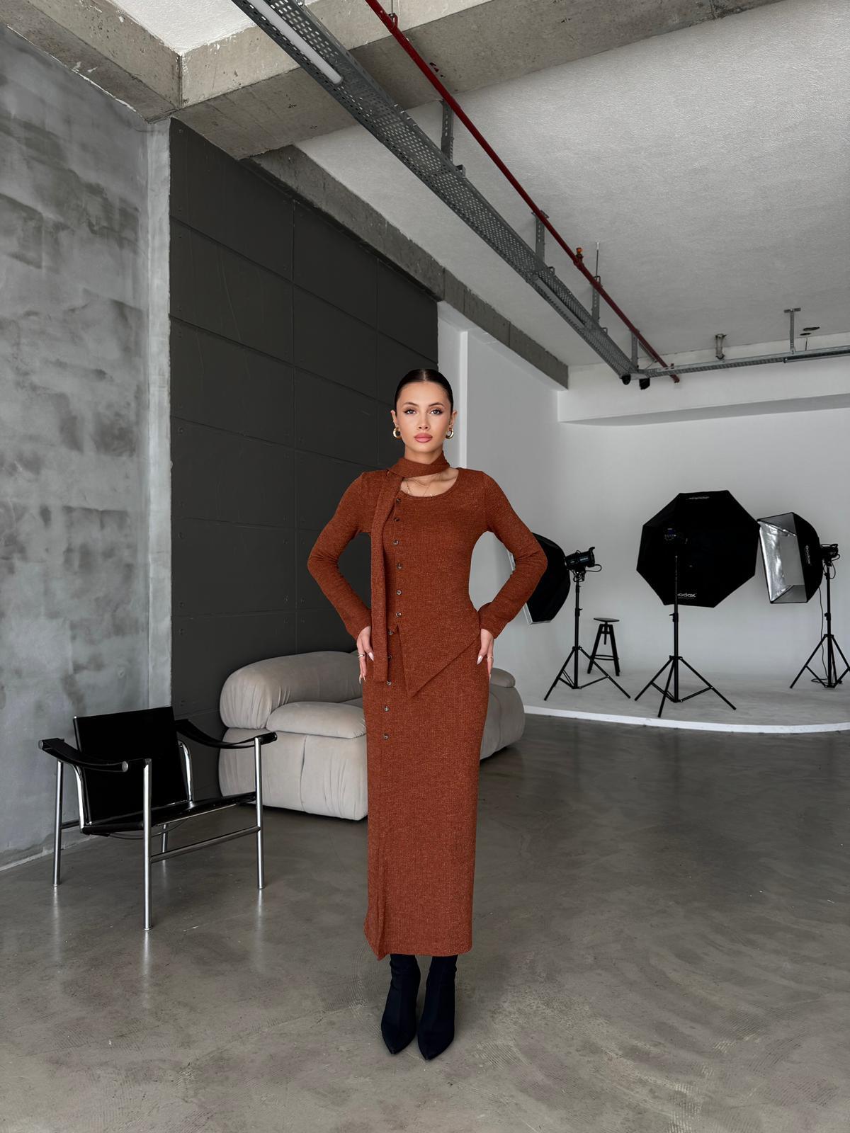 Knitora Şal Detay Tarçın Triko Bluz Etek Takım