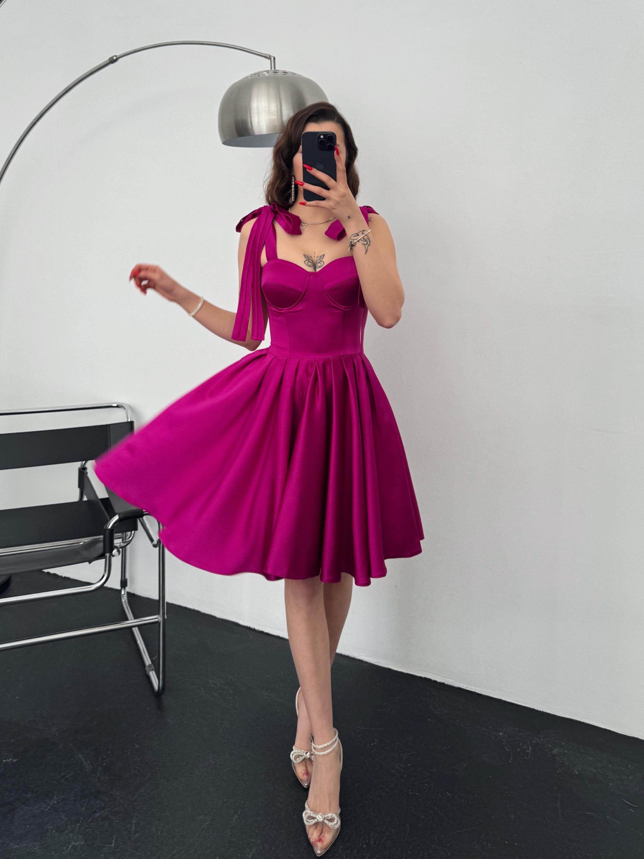 Marilyn Kalın Askılı Kısa Fuşya Abiye 