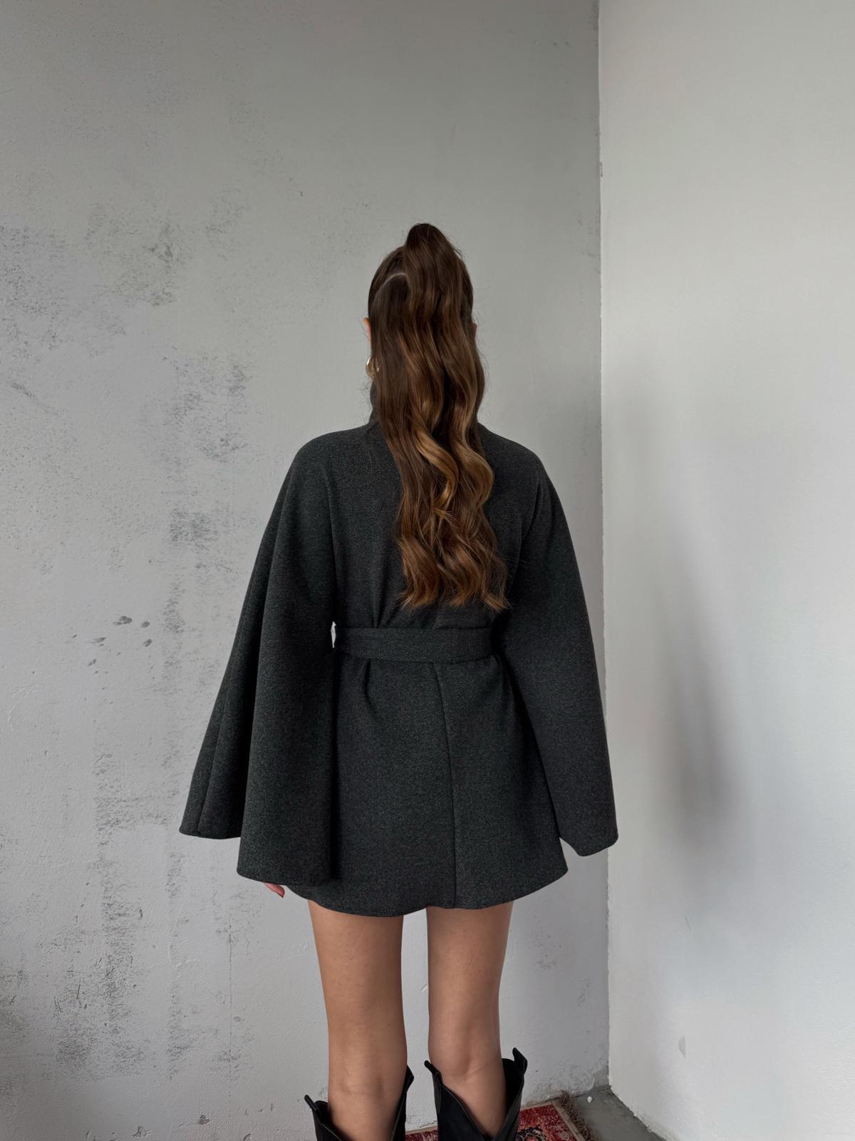 Mavren Kuşaklı Antrasit Kaşe Panço