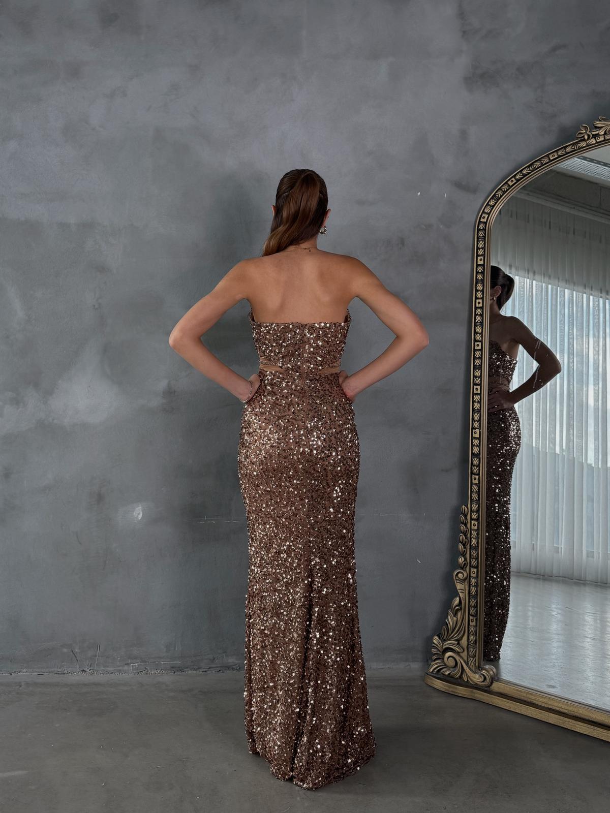 Mirana Straplez Pul Detay Yırtmaçlı Transparan Kahve Abiye 