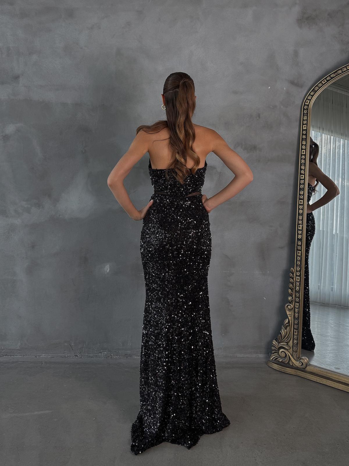 Mirana Straplez Pul Detay Yırtmaçlı Transparan Siyah Abiye 