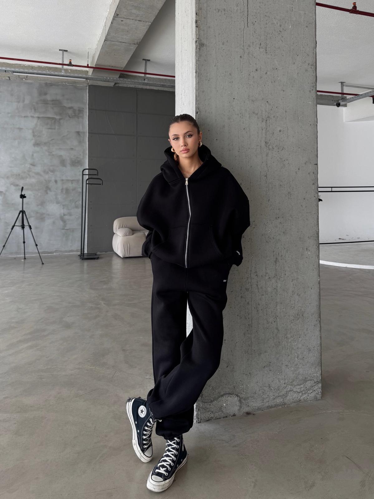 OW Fermuarlı Oversize Siyah Eşofman Takımı
