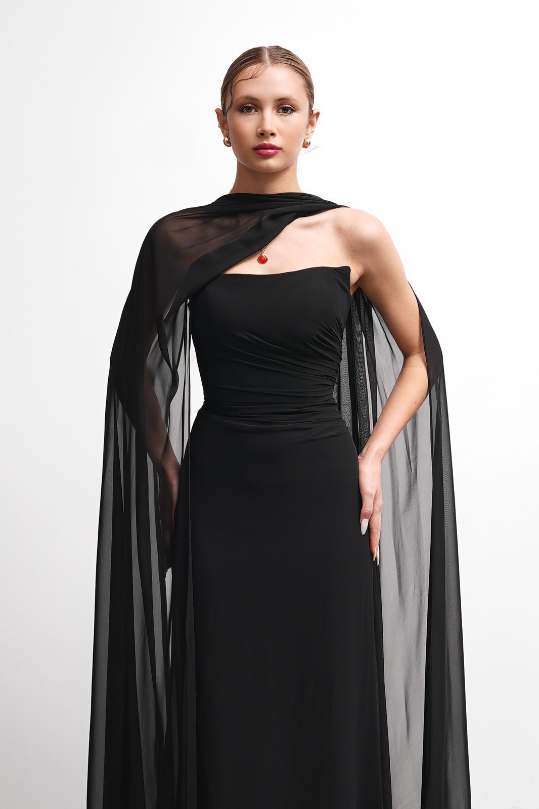 OWNIGHT FinesS Straplez Drape Detay Fularlı Siyah Uzun Abiye 