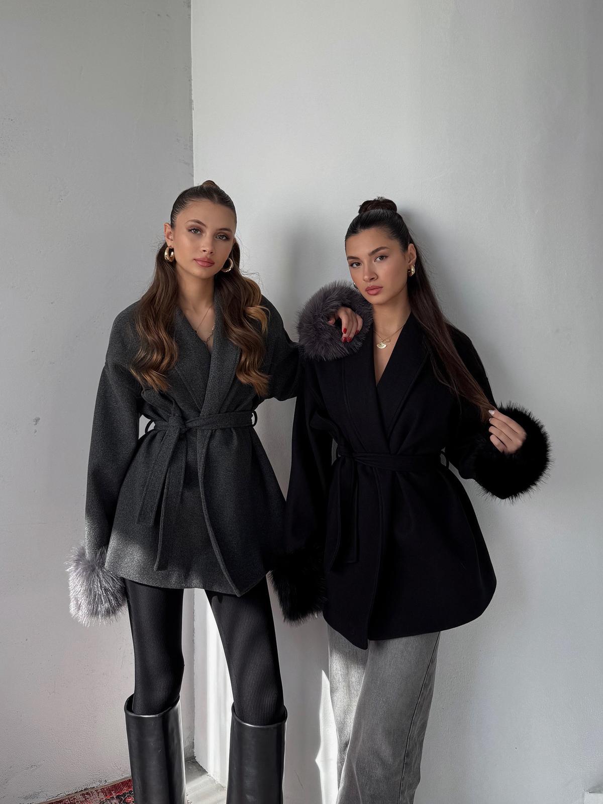 Tarenne Kolları Kürk Detay Bağlamalı Antrasit Kaşe Kimono