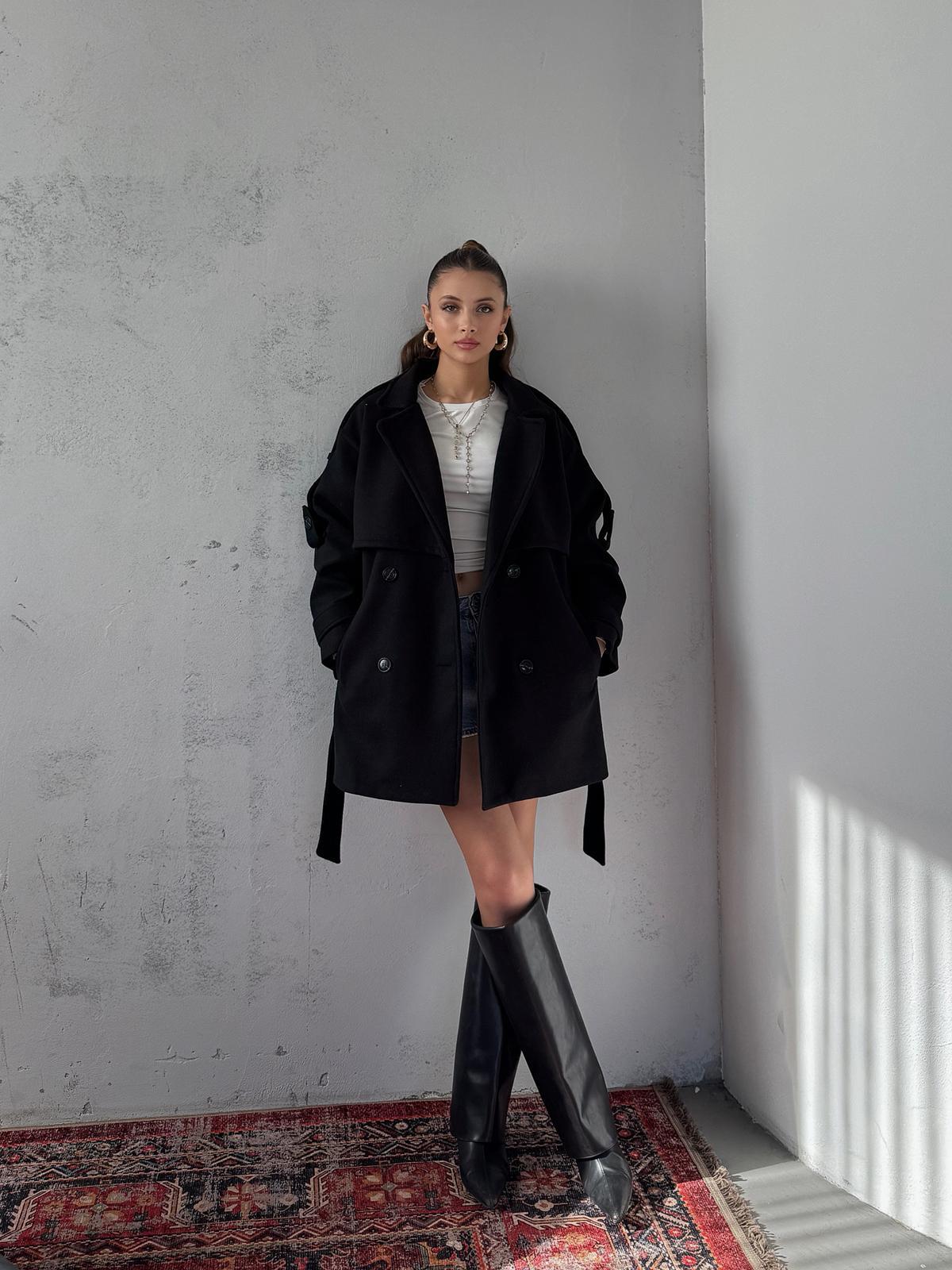 Verris Siyah Apoletli Oversize Kaşe Kısa Kaban