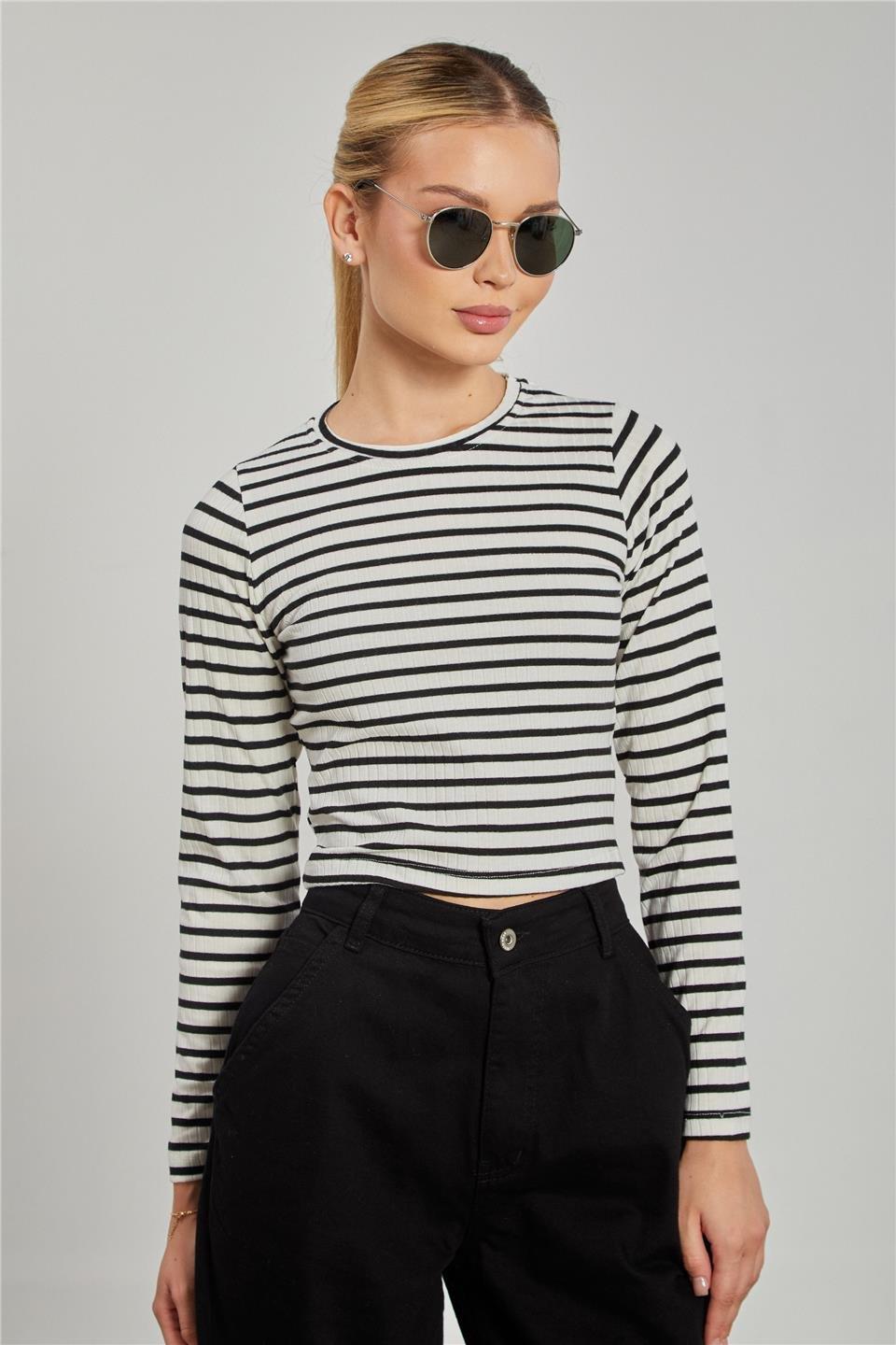 Bisiklet yaka çizgili uzun kol crop body-608-21 - Beyaz