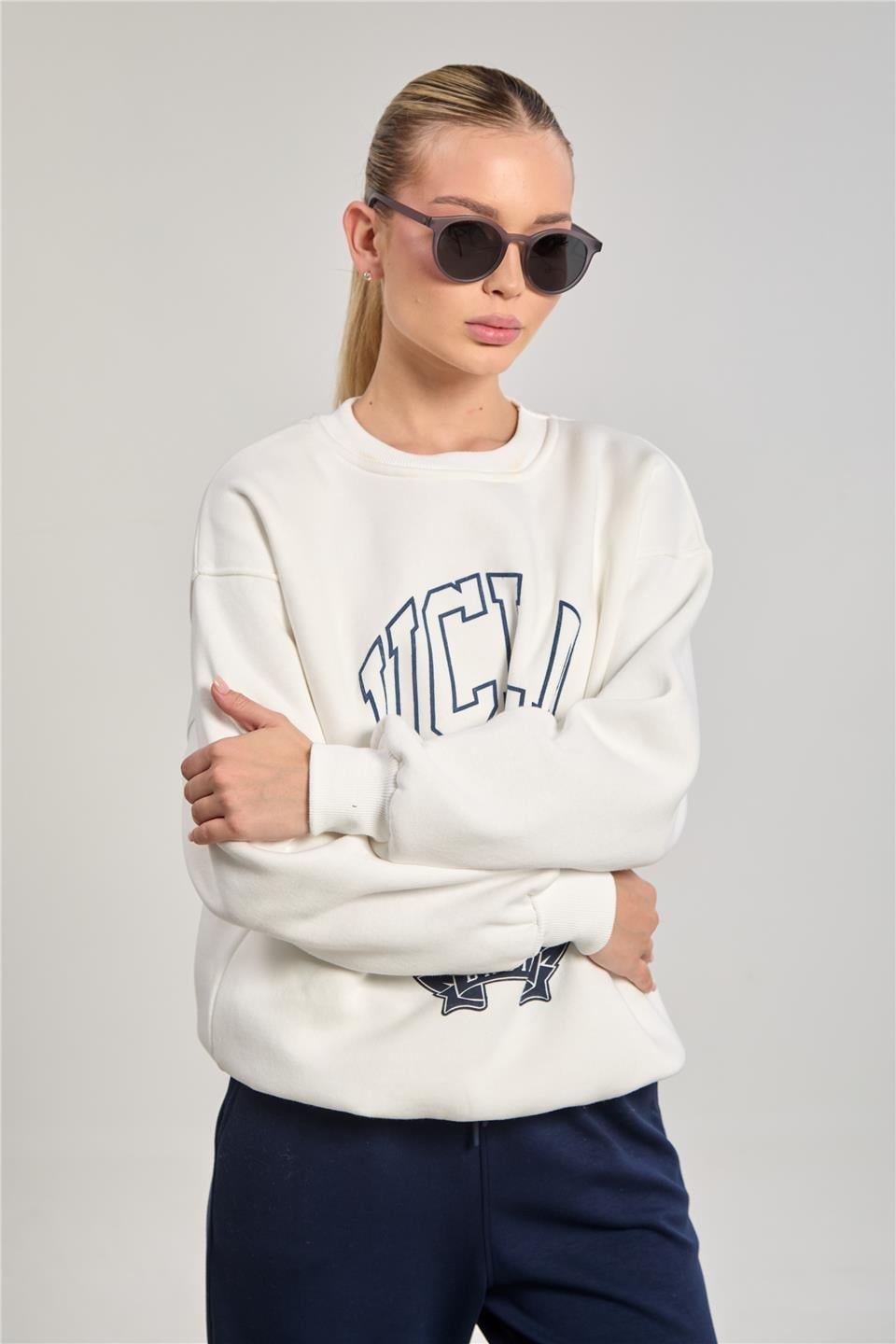 Bisiklet yaka oversize ucla sweatshirt-DVN0829 - Ekru