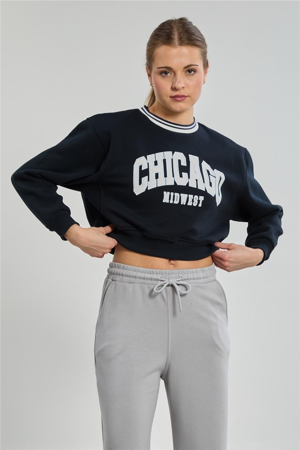 Chicago yazılı crop sweatshirt-5810 - Lacivert