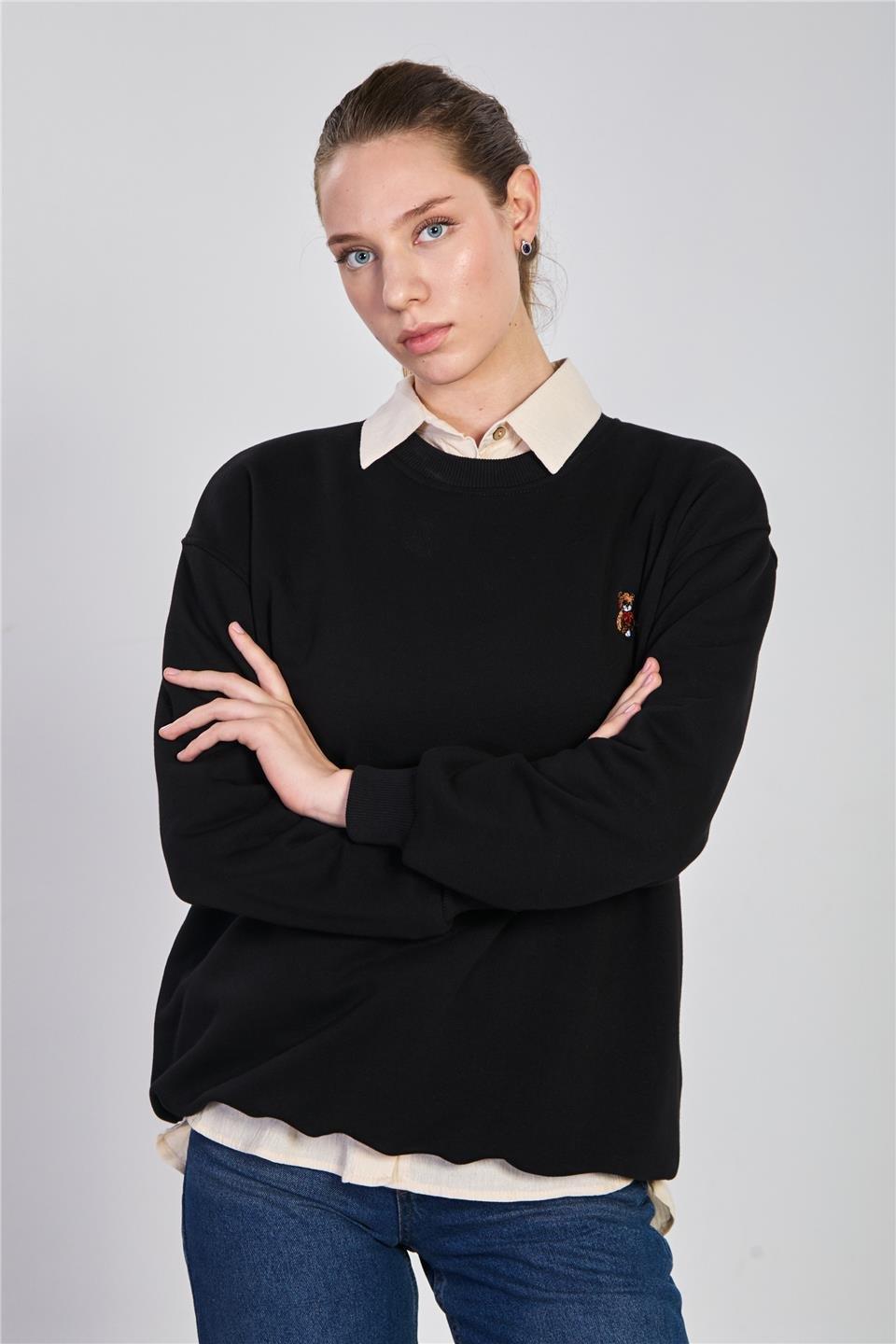 Göğsü ayı nakışlı sweatshirt-10659 - Siyah