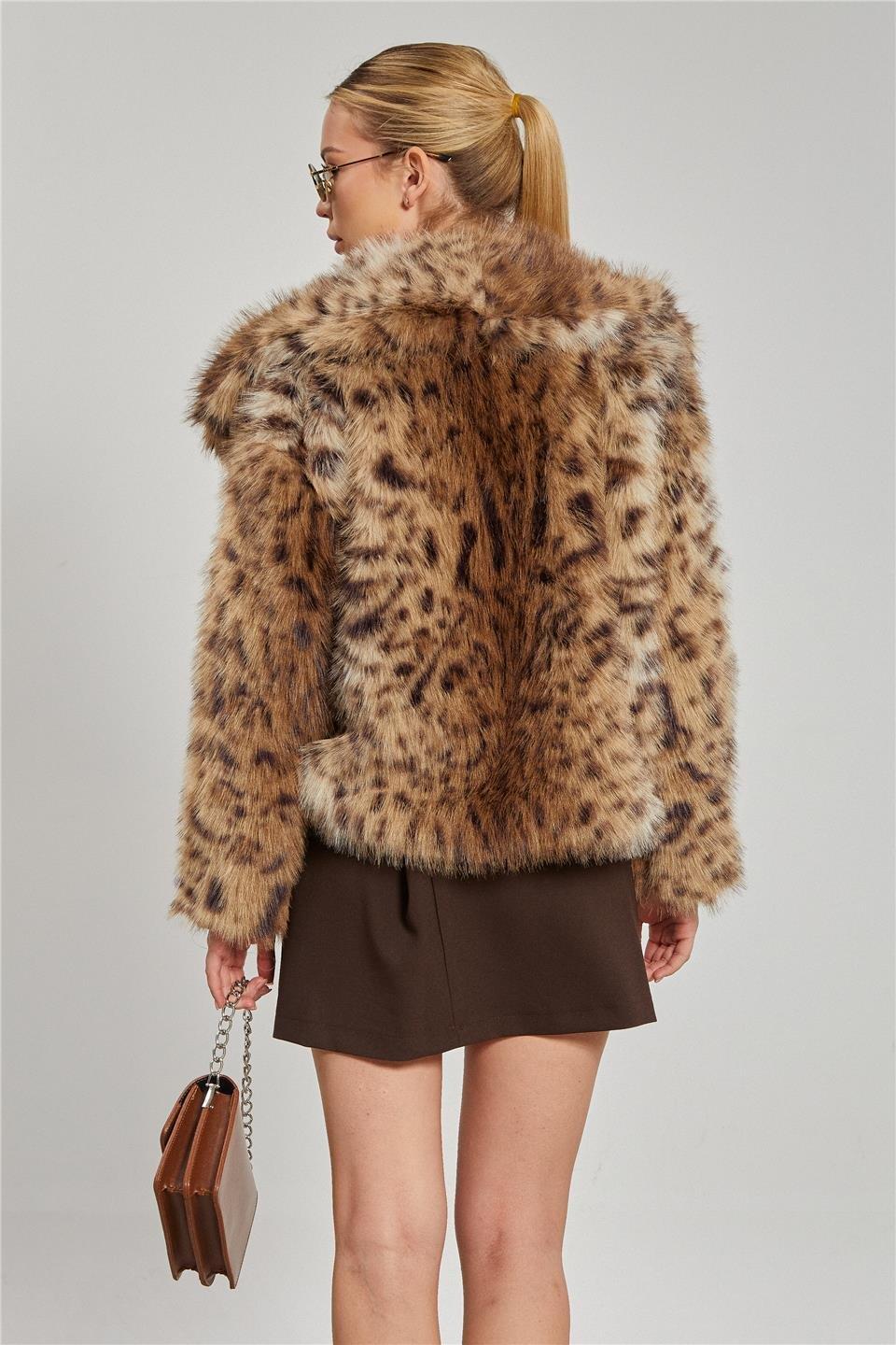 Leopar desenli peluş mont-26-031 - Kahve