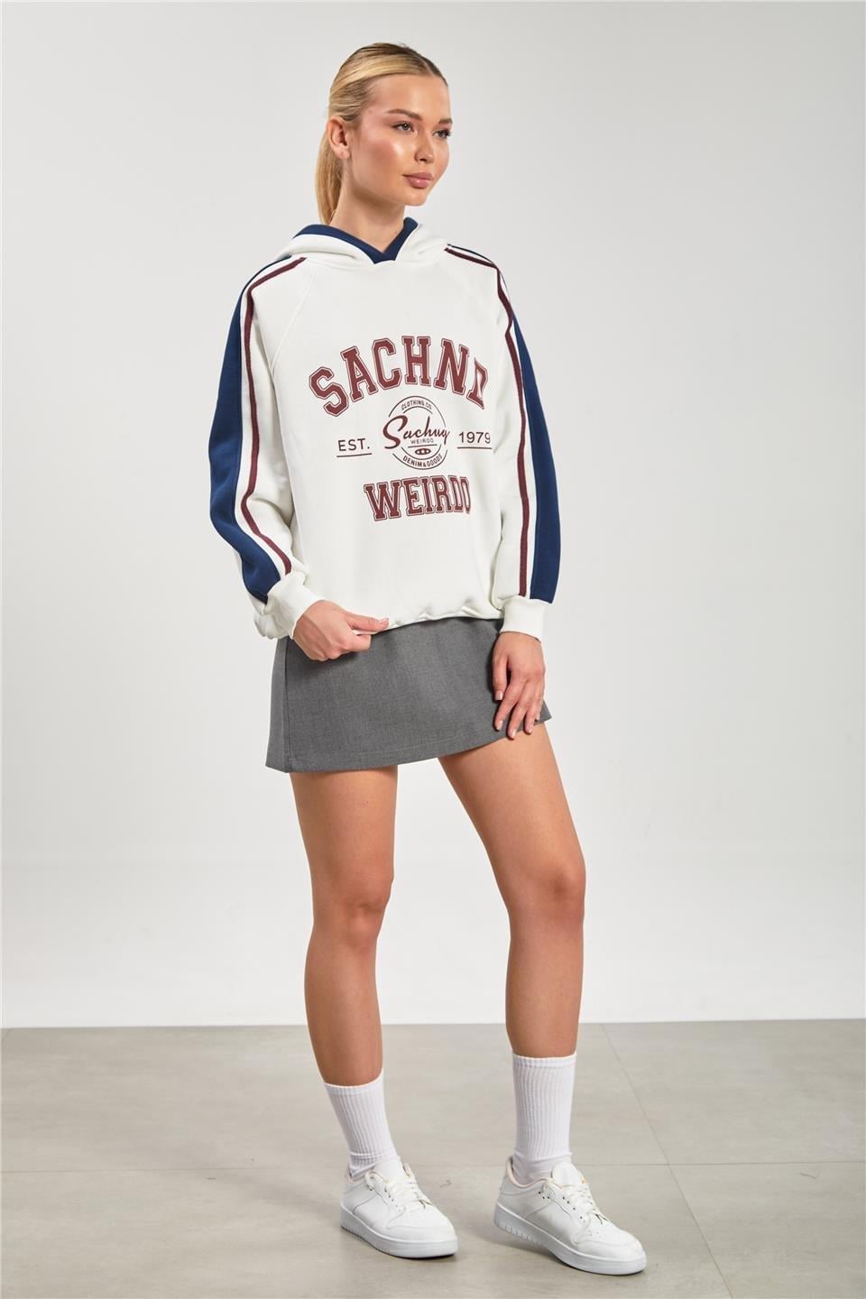 Önü baskılı kolları biyeli kapüşonlu sweatshirt-DVN1249 - Ekru