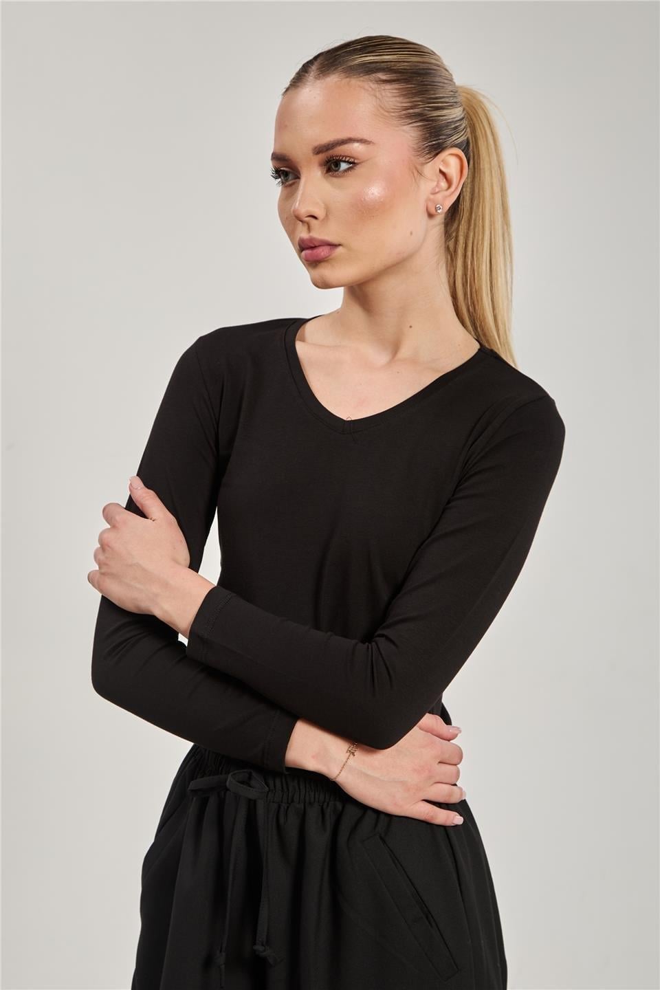 V yaka uzun kollu body-151 - Siyah
