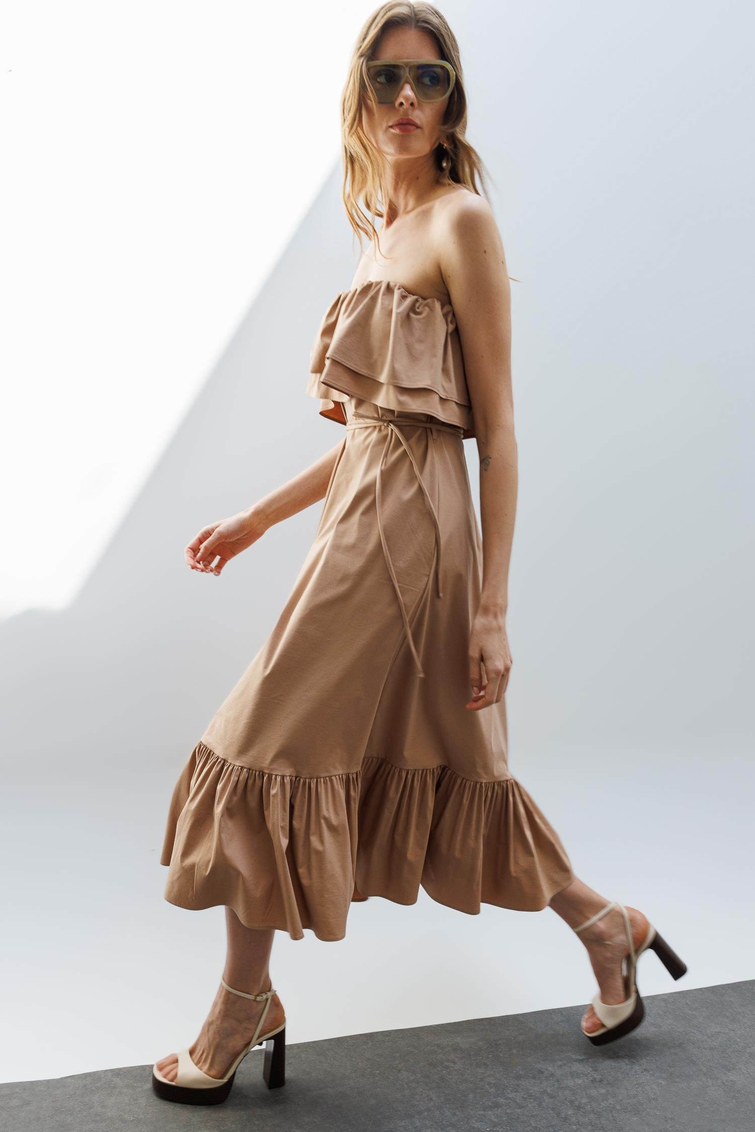 Bej Straplez Volanlı, Yan Cep Detaylı Midi Boy Elbise