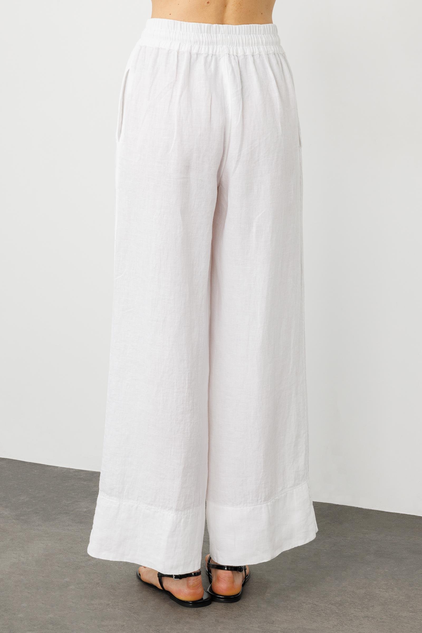 Beyaz Bel Lastikli Salaş Kesim %100 Keten Wide Leg Pantolon
