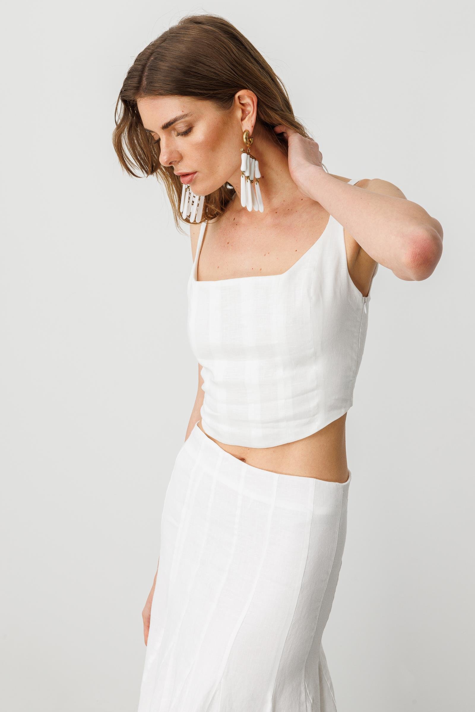 Beyaz U Yaka Askılı, Fermuarlı Crop Keten Bluz