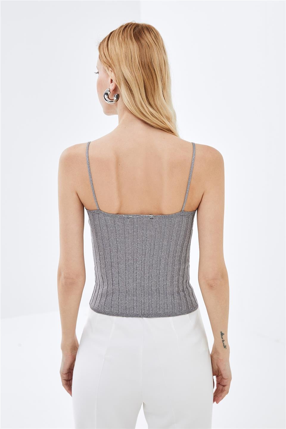 Gri Askılı Lurexli Triko Atlet