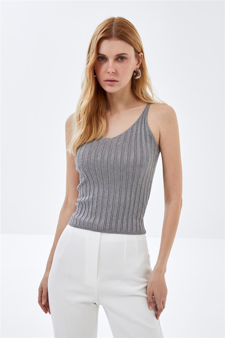 Gri Askılı Lurexli Triko Atlet