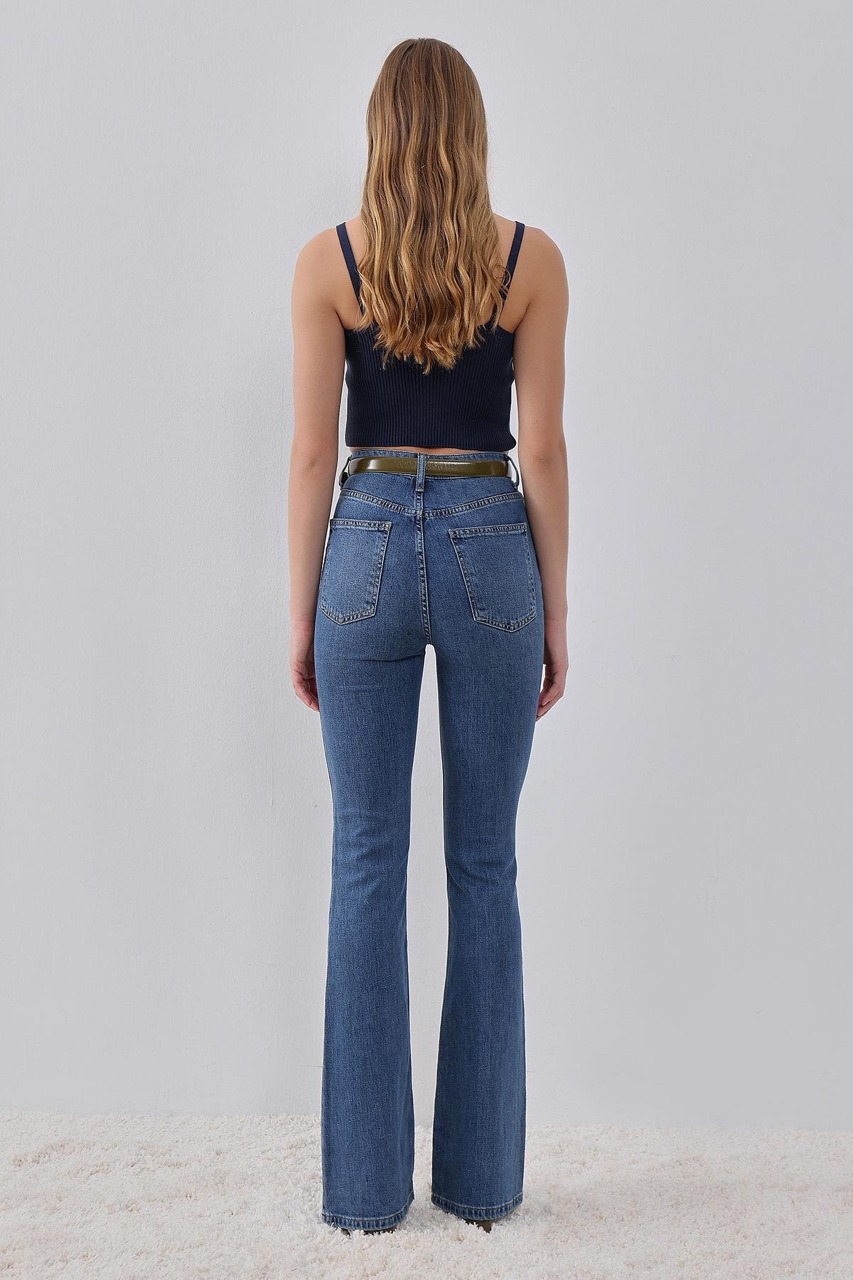 Lacivert Ayarlanabilir Askılı V Yakalı Triko Atlet