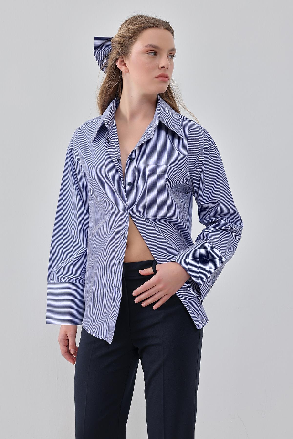 Lacivert-Çizgili Uzun Kollu Geniş Manşetli Gömlek