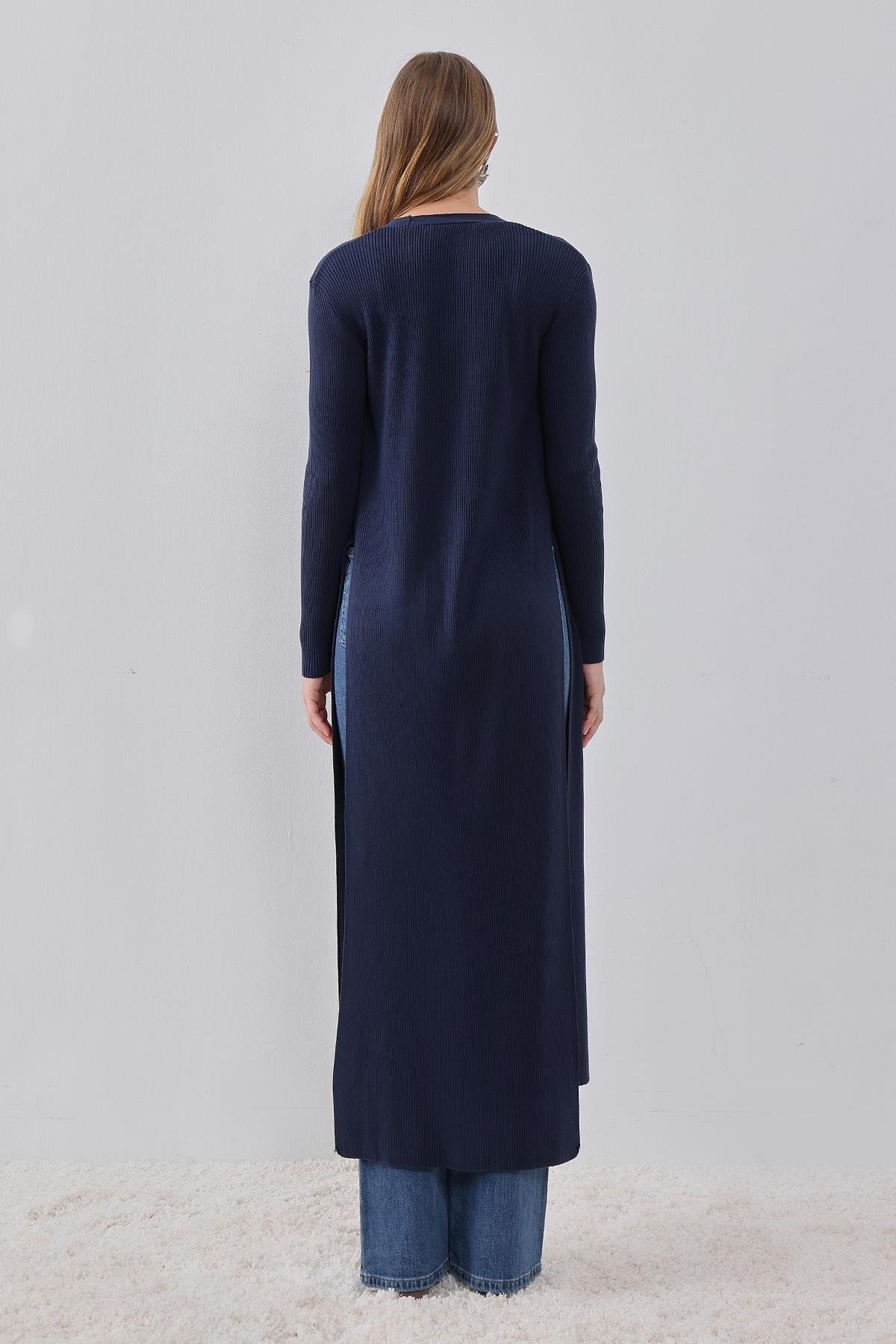 Lacivert Yandan Yırtmaçlı Uzun,Bağlama Detaylı Triko Hırka