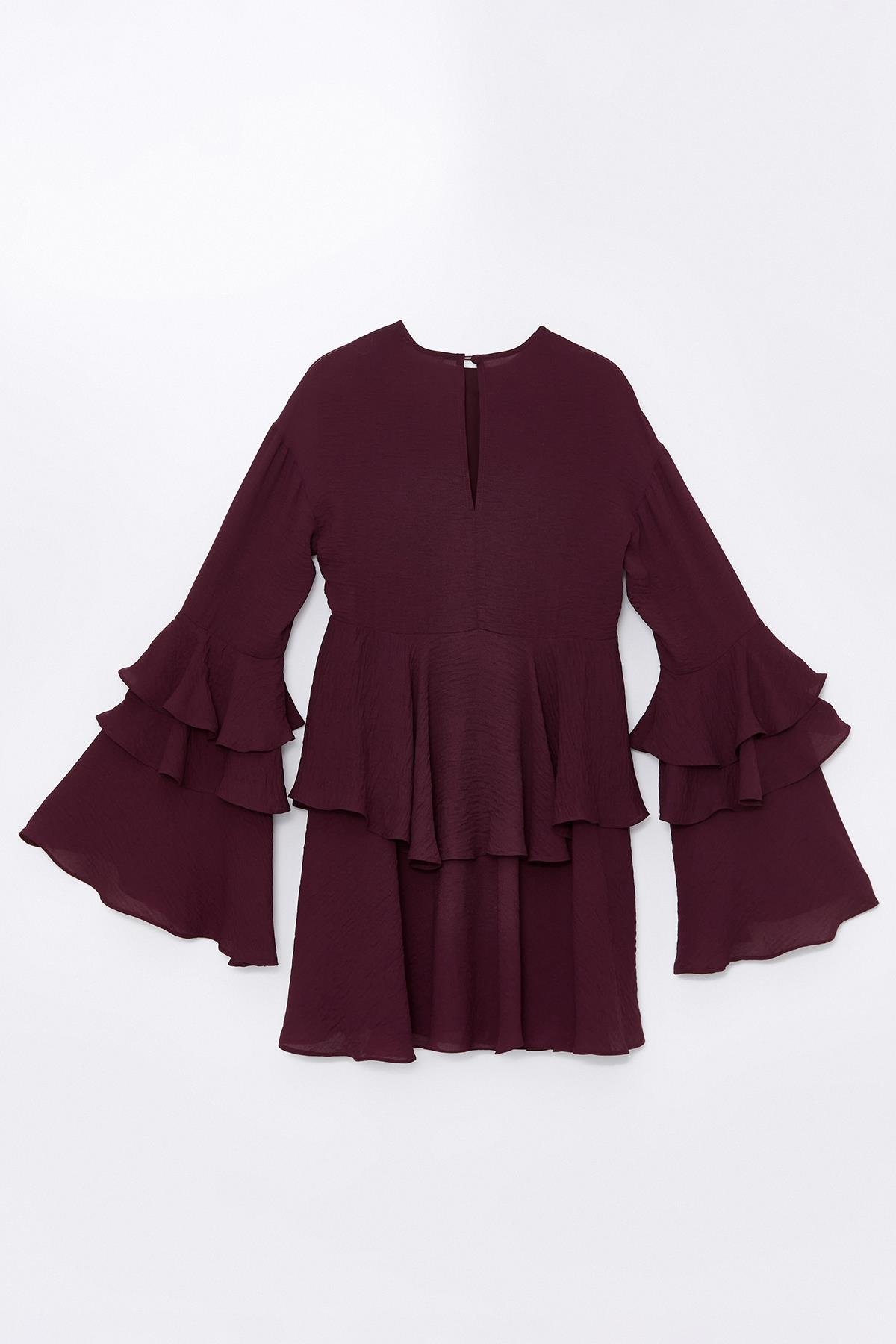 Mürdüm Yaka Ve Kollar Volanlı Astarlı Mini Elbise