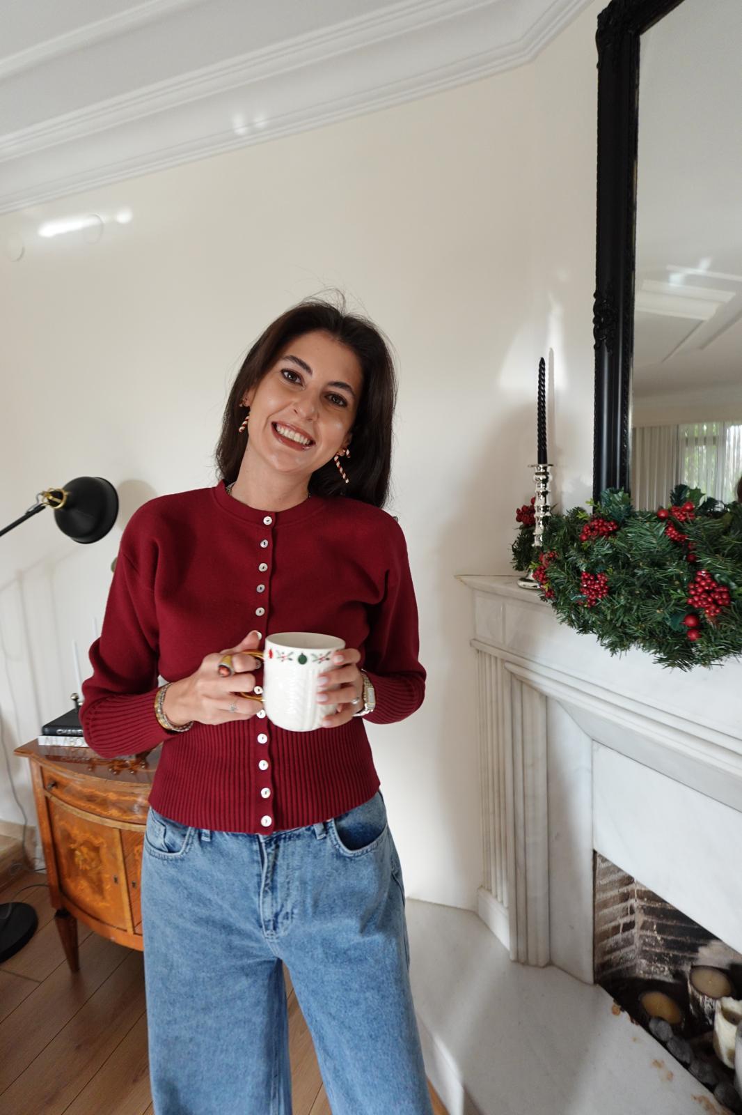 Pieces of Melon x Narod Bıçakçı Bordo Sedef Düğmeli Yumuşak Tuşeli Triko Hırka